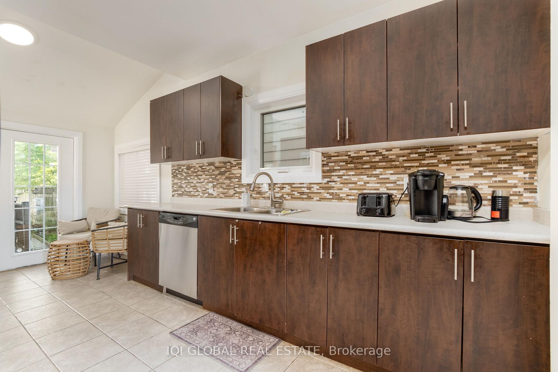 Photo 15 of 115 Coleman Avenue, Toronto, East End-Danforth — HOMEH