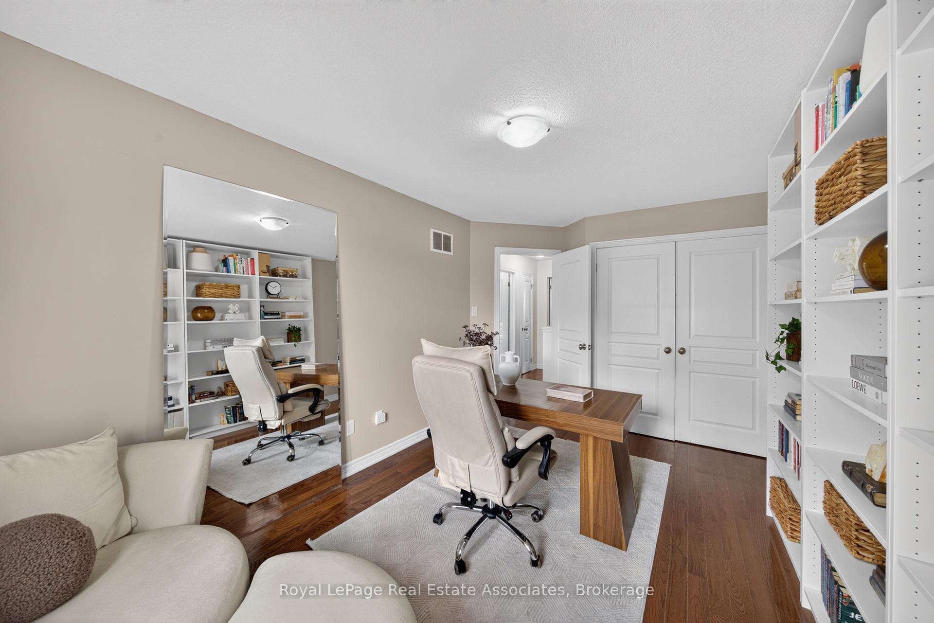 Photo 21 of Unit 22, 10 Pumpkin Pass, Hamilton, Binbrook — HOMEH