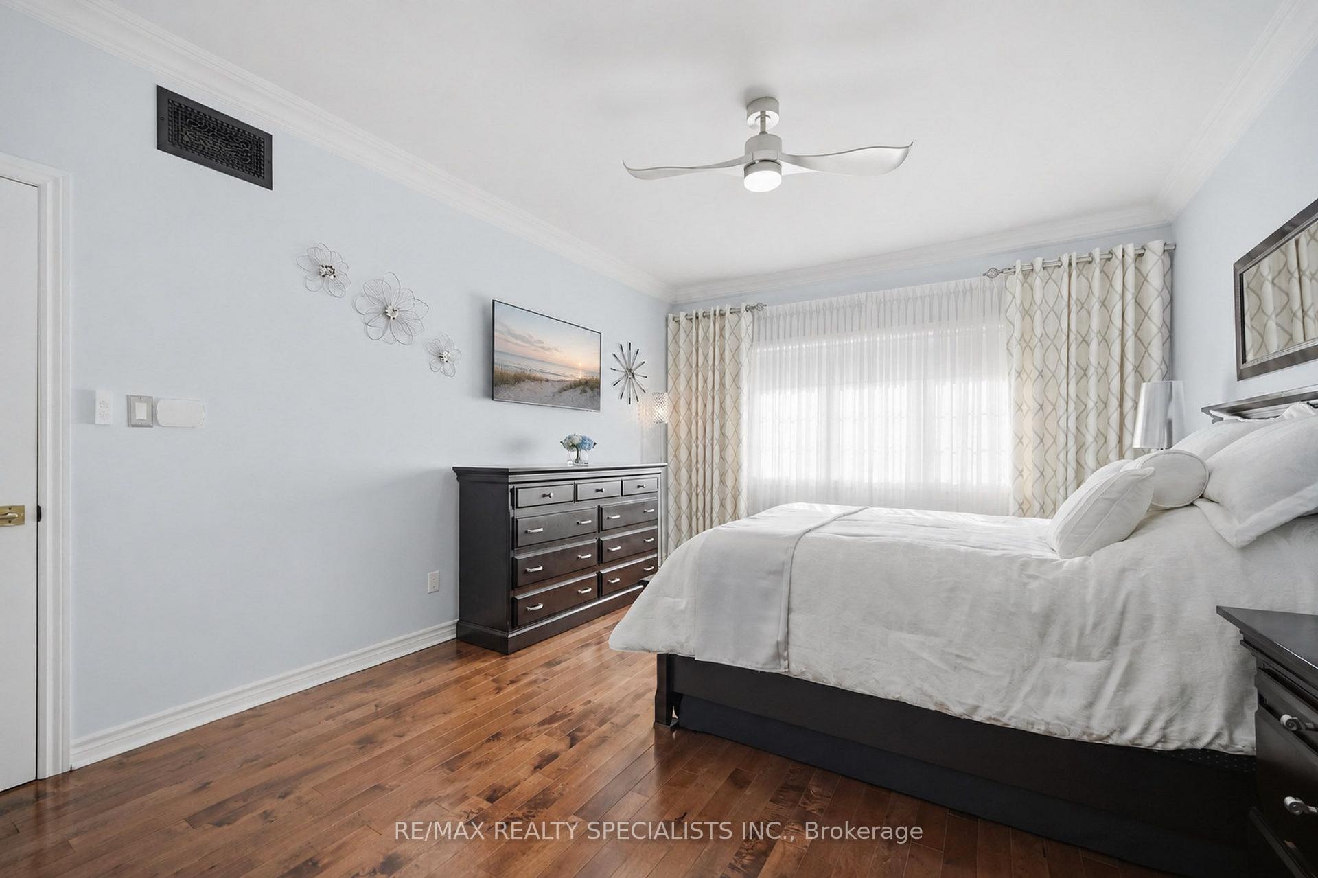 Photo 18 of 935 Barbados Street, Oshawa, Northglen — HOMEH