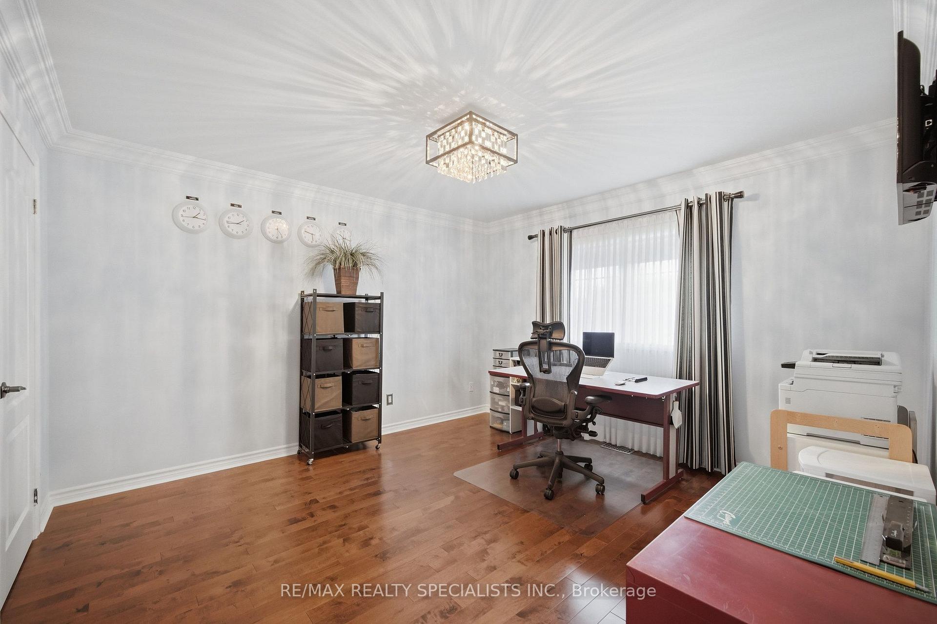 Photo 27 of 935 Barbados Street, Oshawa, Northglen — HOMEH