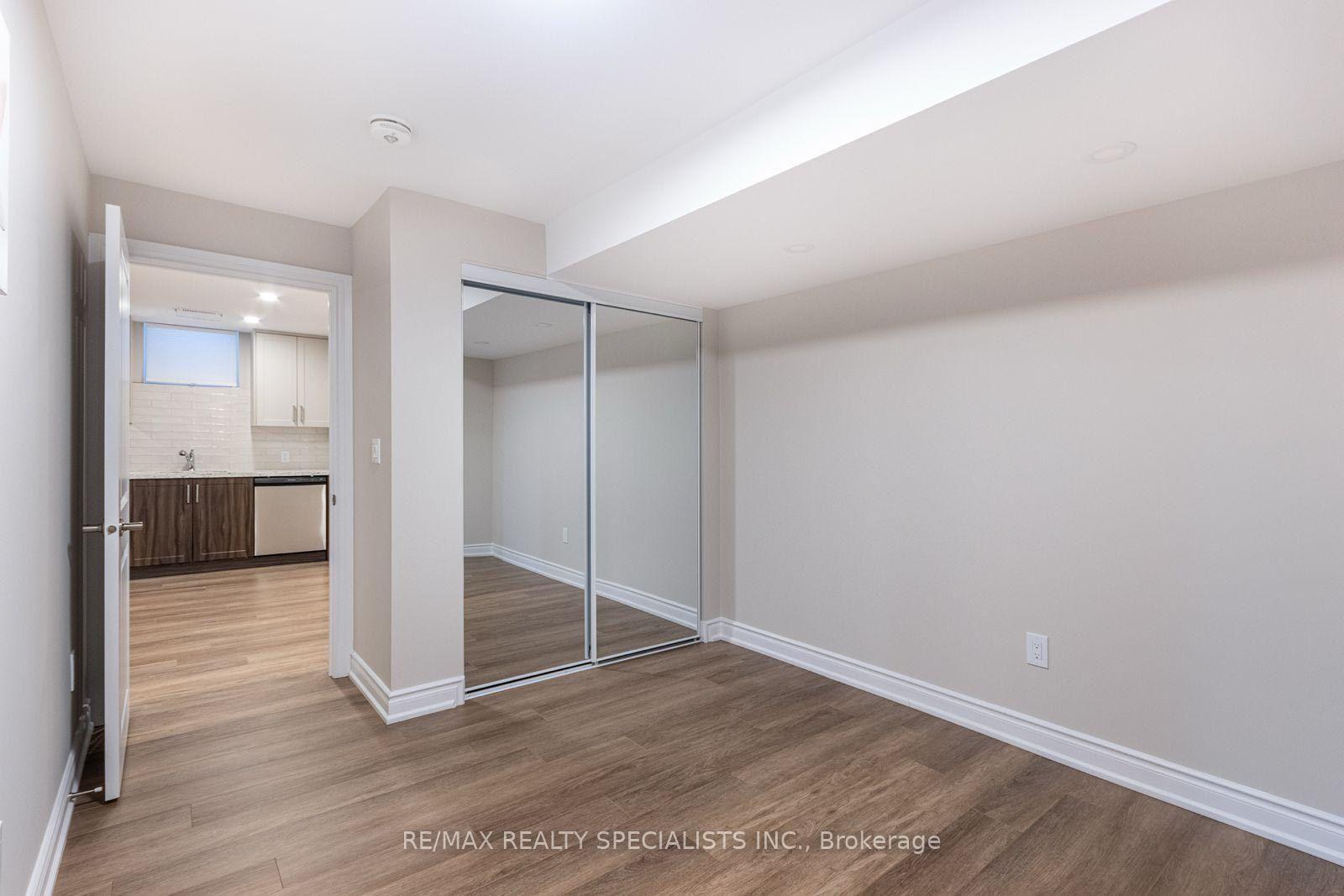 Photo 39 of 935 Barbados Street, Oshawa, Northglen — HOMEH