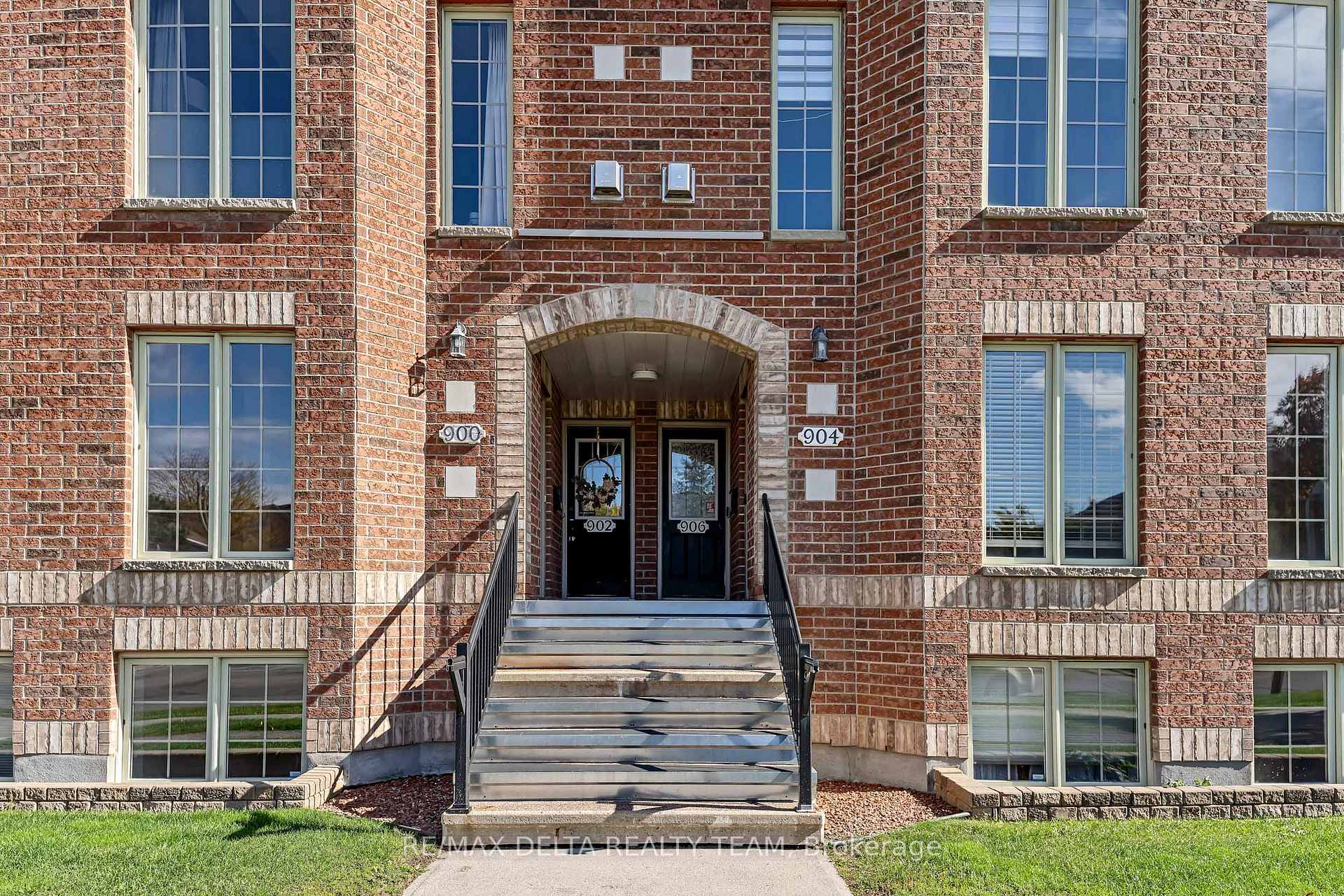 Photo 2 of Unit 48, 900 Longfields Drive, Ottawa, Barrhaven - Longfields — HOMEH