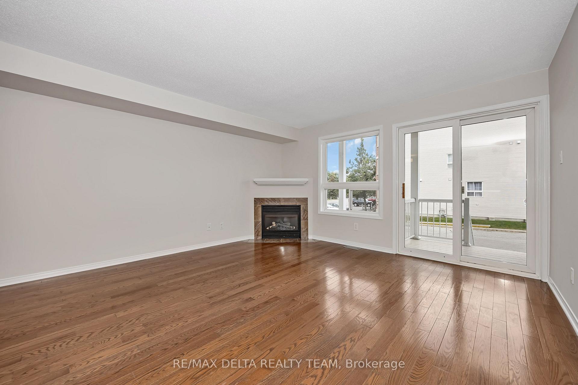 Photo 12 of Unit 48, 900 Longfields Drive, Ottawa, Barrhaven - Longfields — HOMEH