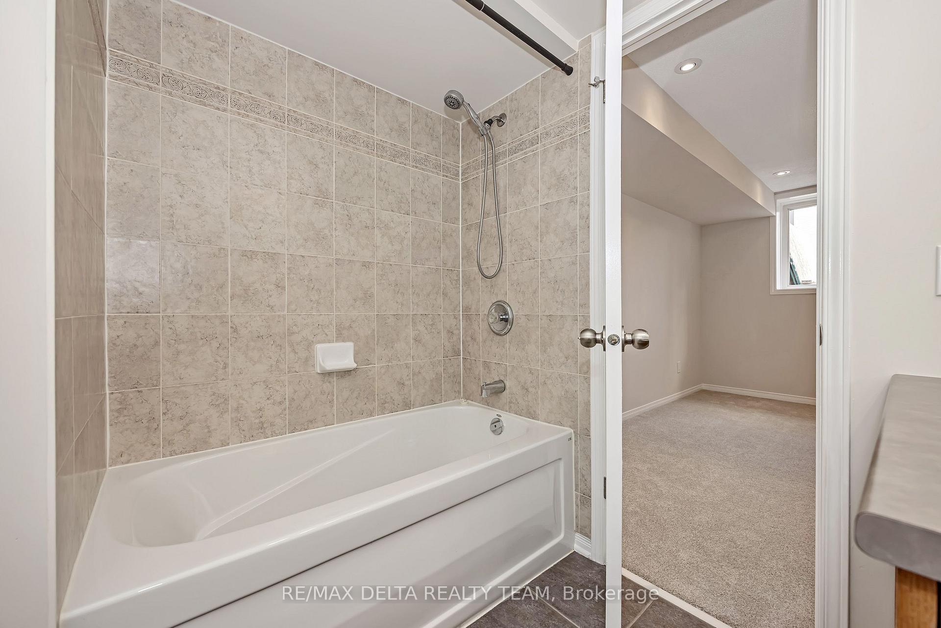 Photo 22 of Unit 48, 900 Longfields Drive, Ottawa, Barrhaven - Longfields — HOMEH