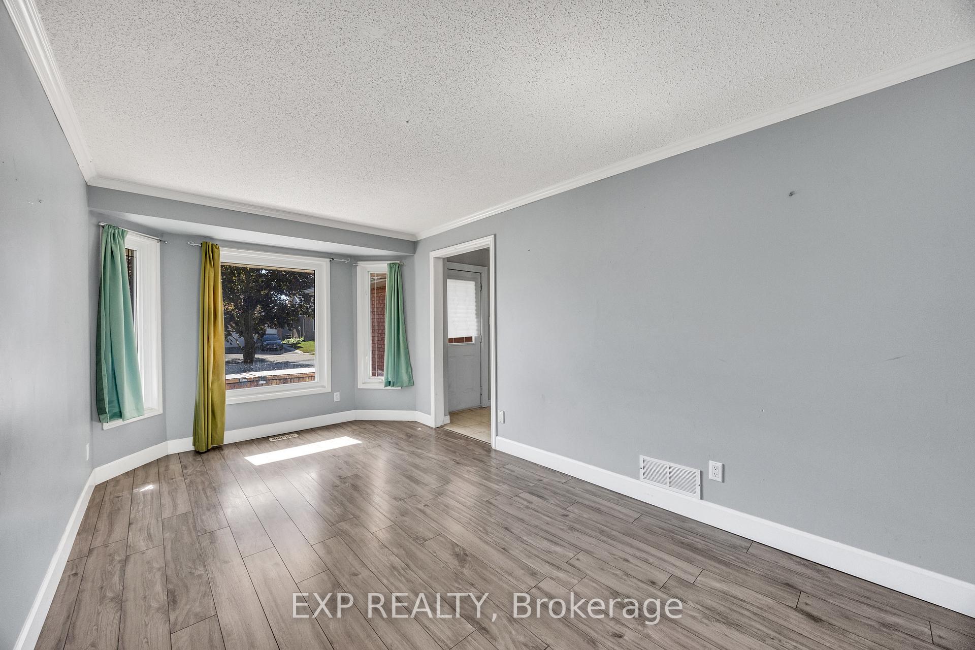Photo 7 of 39 Linda Drive, Cambridge, Silver Heights — HOMEH