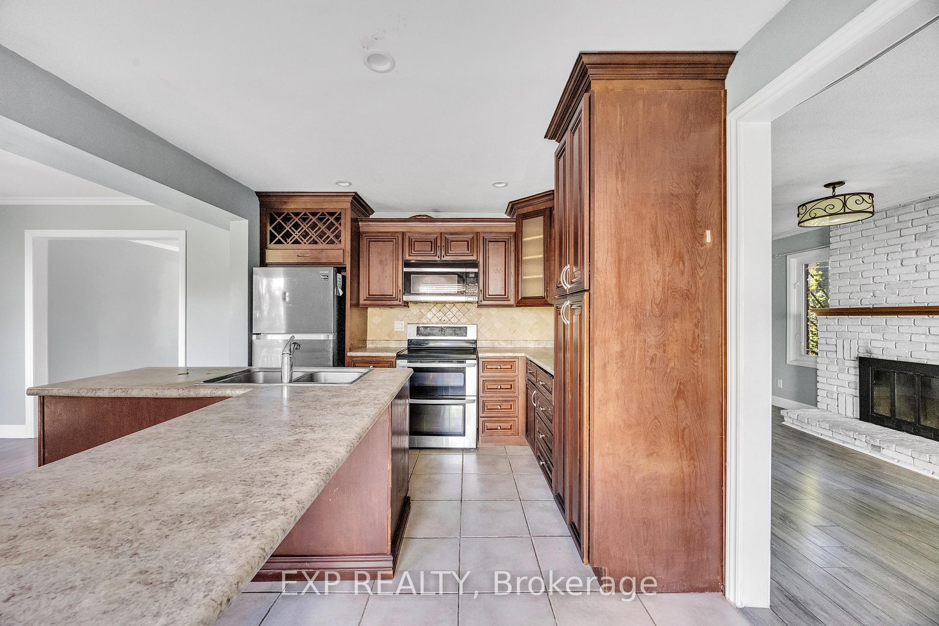 Photo 14 of 39 Linda Drive, Cambridge, Silver Heights — HOMEH