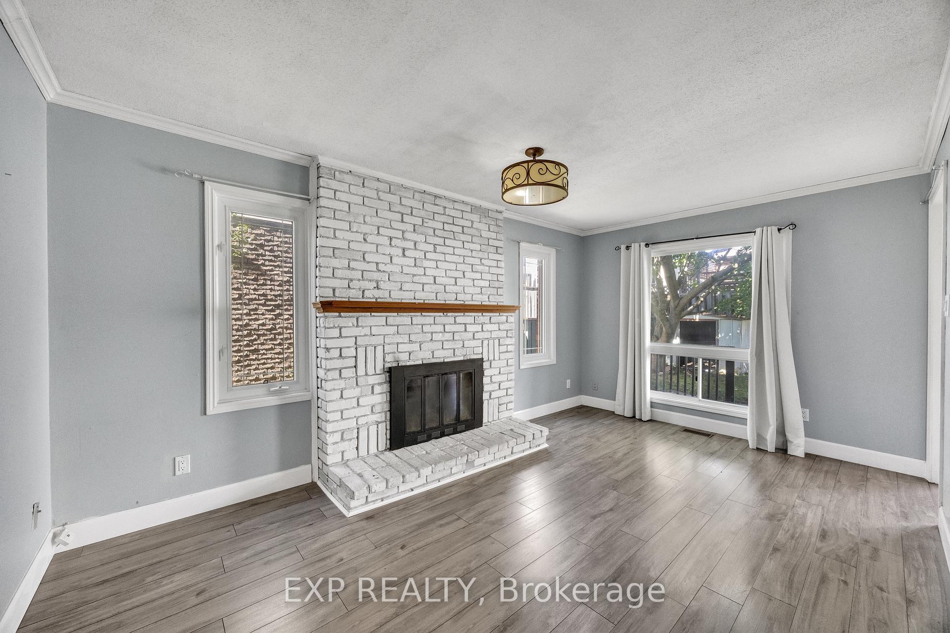 Photo 16 of 39 Linda Drive, Cambridge, Silver Heights — HOMEH