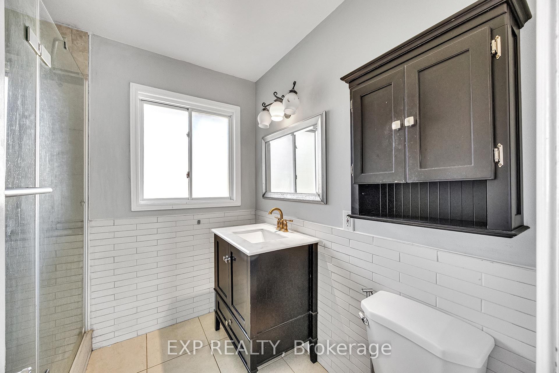 Photo 24 of 39 Linda Drive, Cambridge, Silver Heights — HOMEH