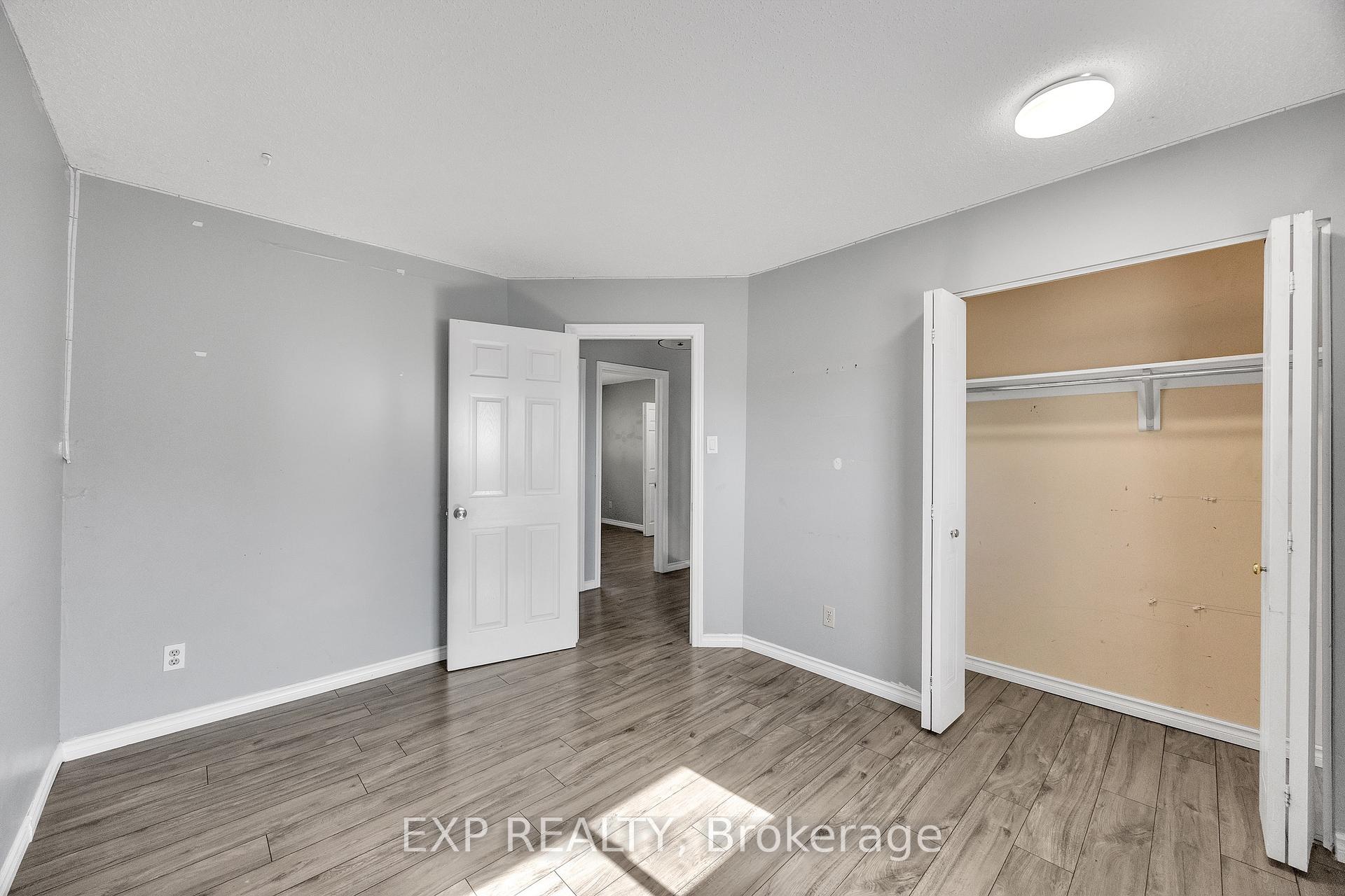 Photo 27 of 39 Linda Drive, Cambridge, Silver Heights — HOMEH
