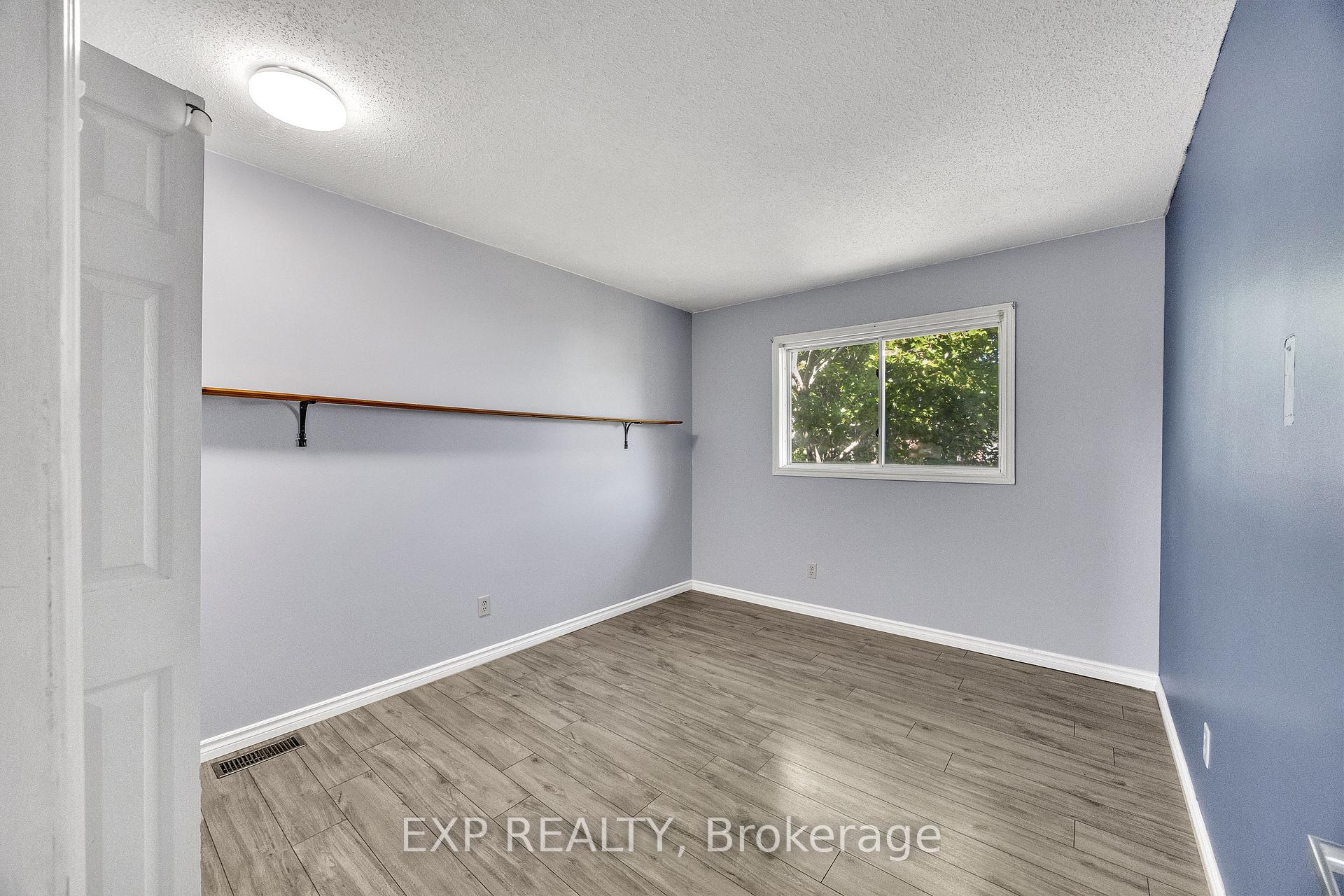 Photo 28 of 39 Linda Drive, Cambridge, Silver Heights — HOMEH