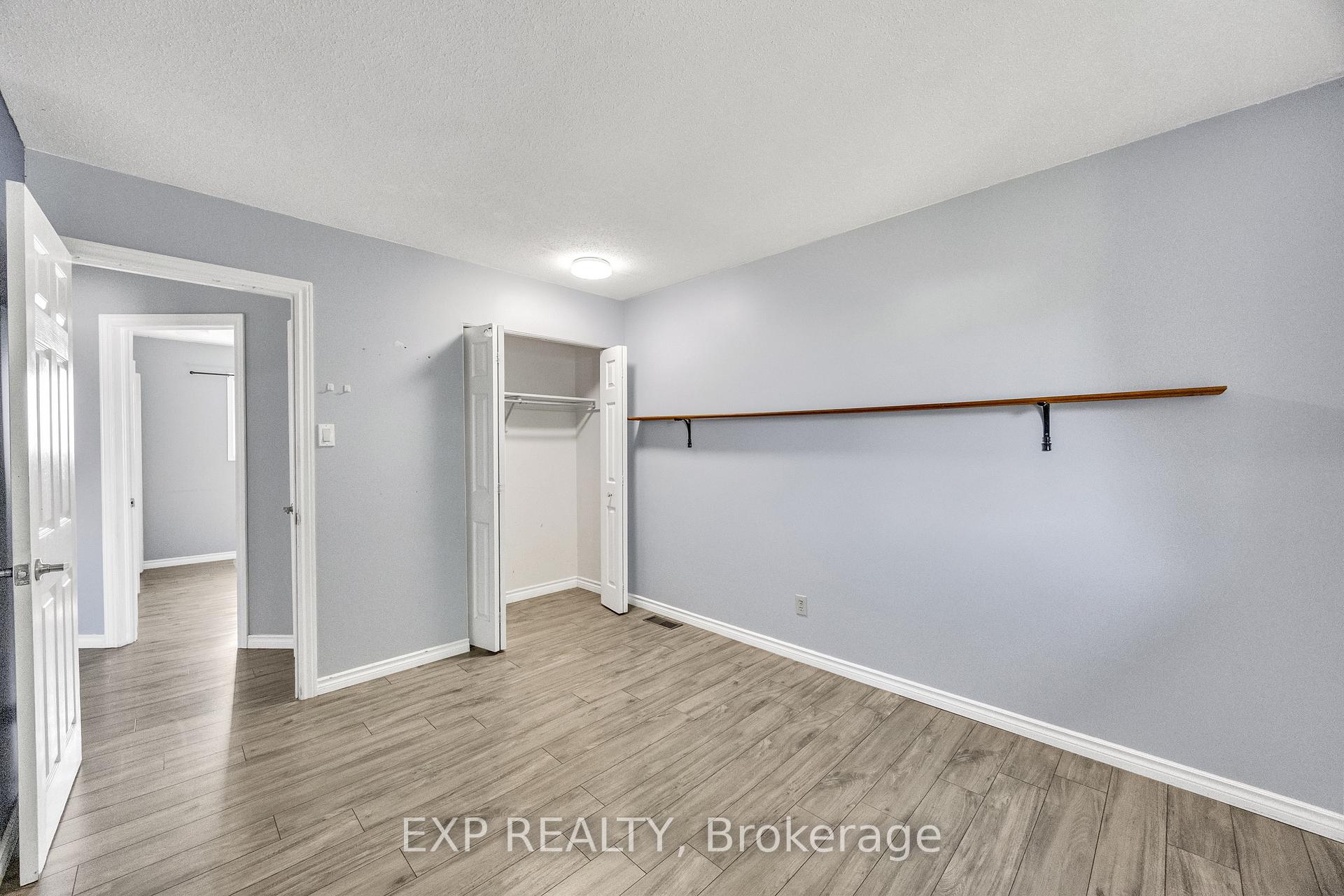 Photo 29 of 39 Linda Drive, Cambridge, Silver Heights — HOMEH