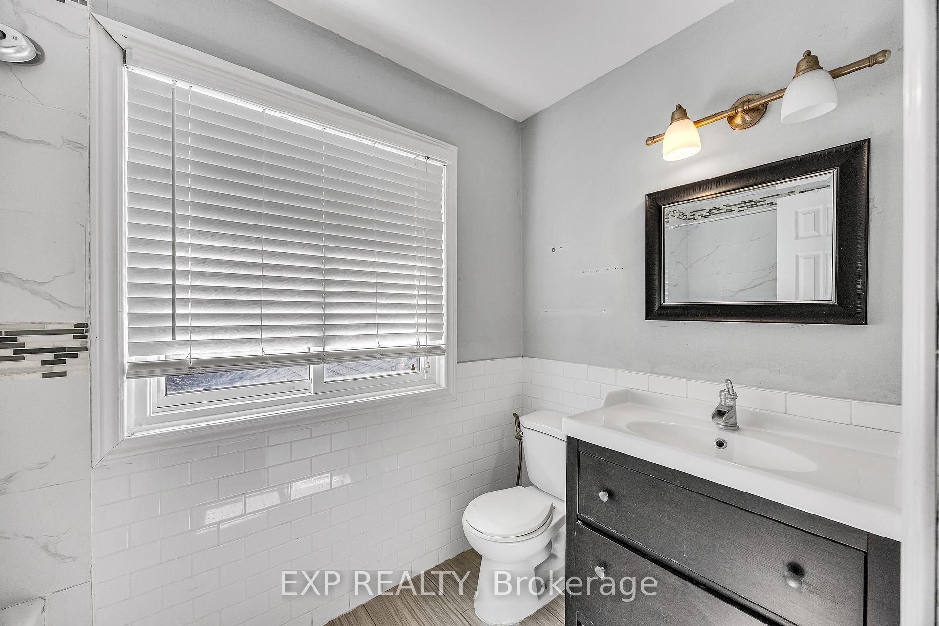 Photo 32 of 39 Linda Drive, Cambridge, Silver Heights — HOMEH