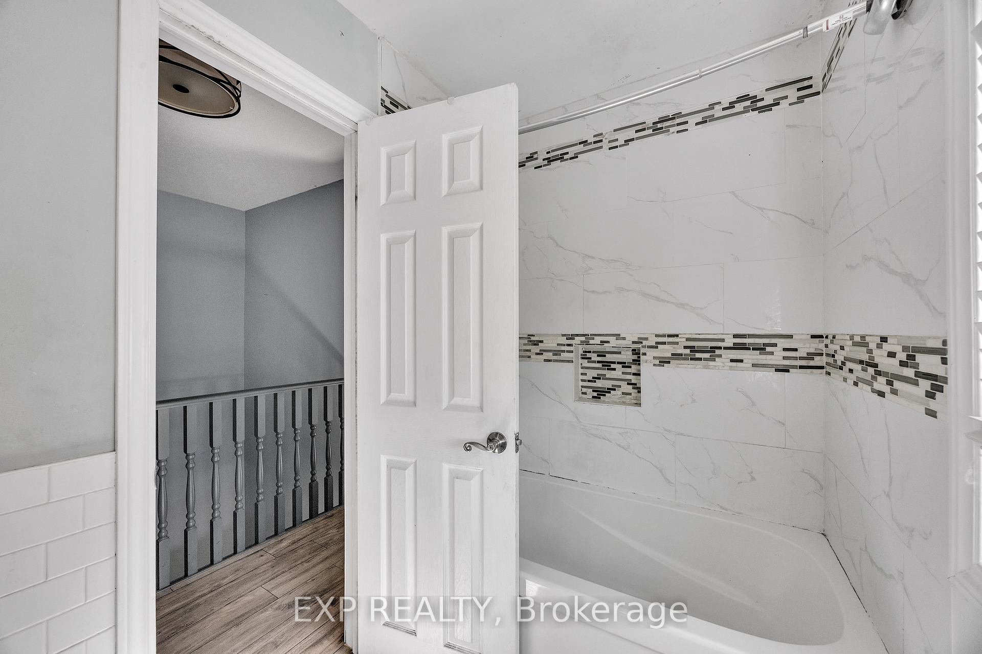 Photo 33 of 39 Linda Drive, Cambridge, Silver Heights — HOMEH