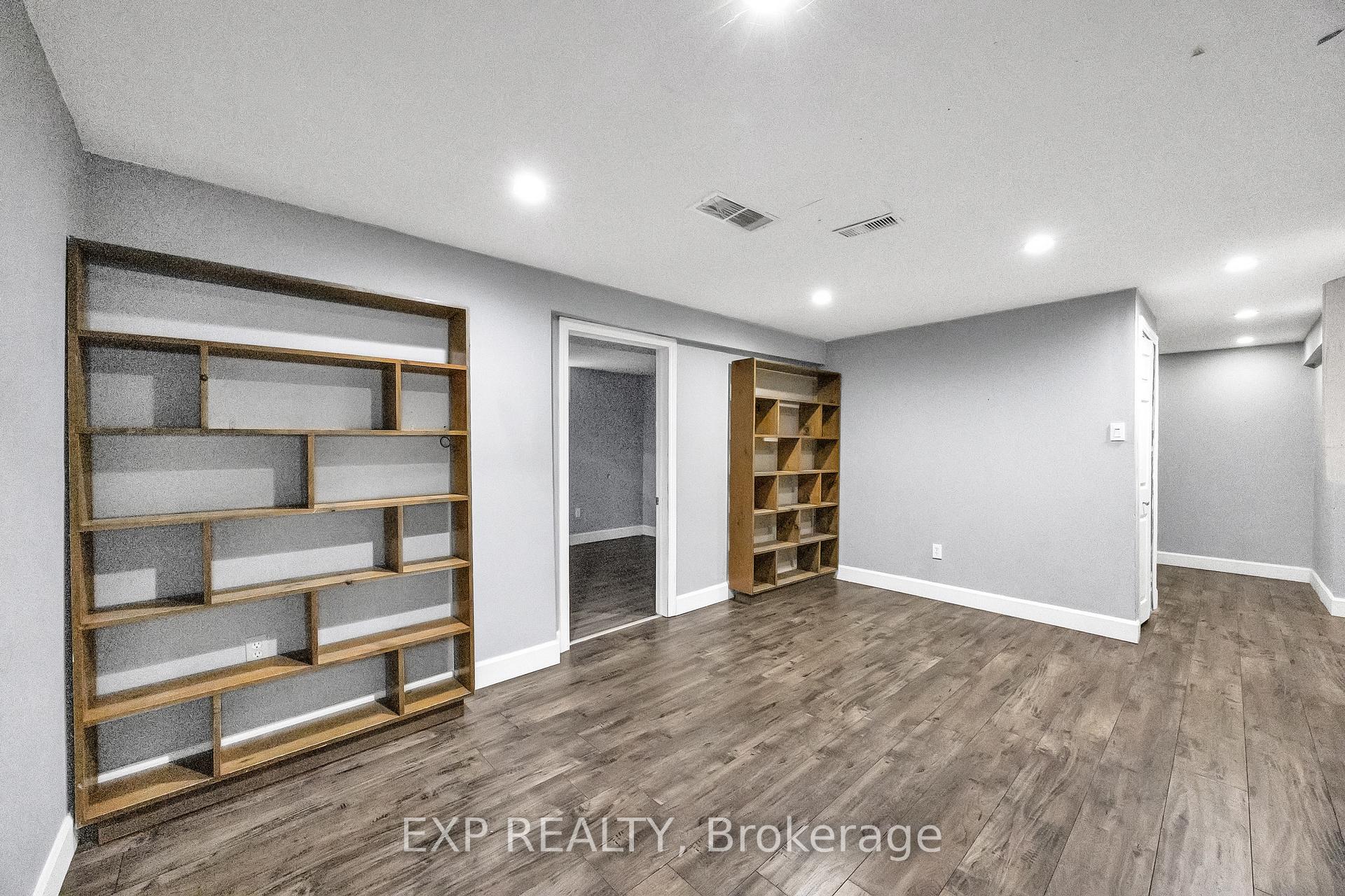 Photo 42 of 39 Linda Drive, Cambridge, Silver Heights — HOMEH