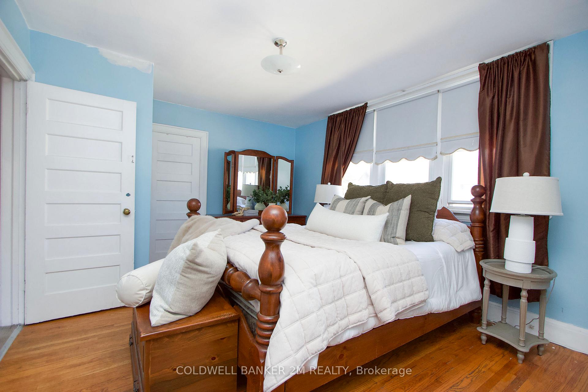 Photo 23 of 49 Brock Street E, Oshawa, O'Neill — HOMEH
