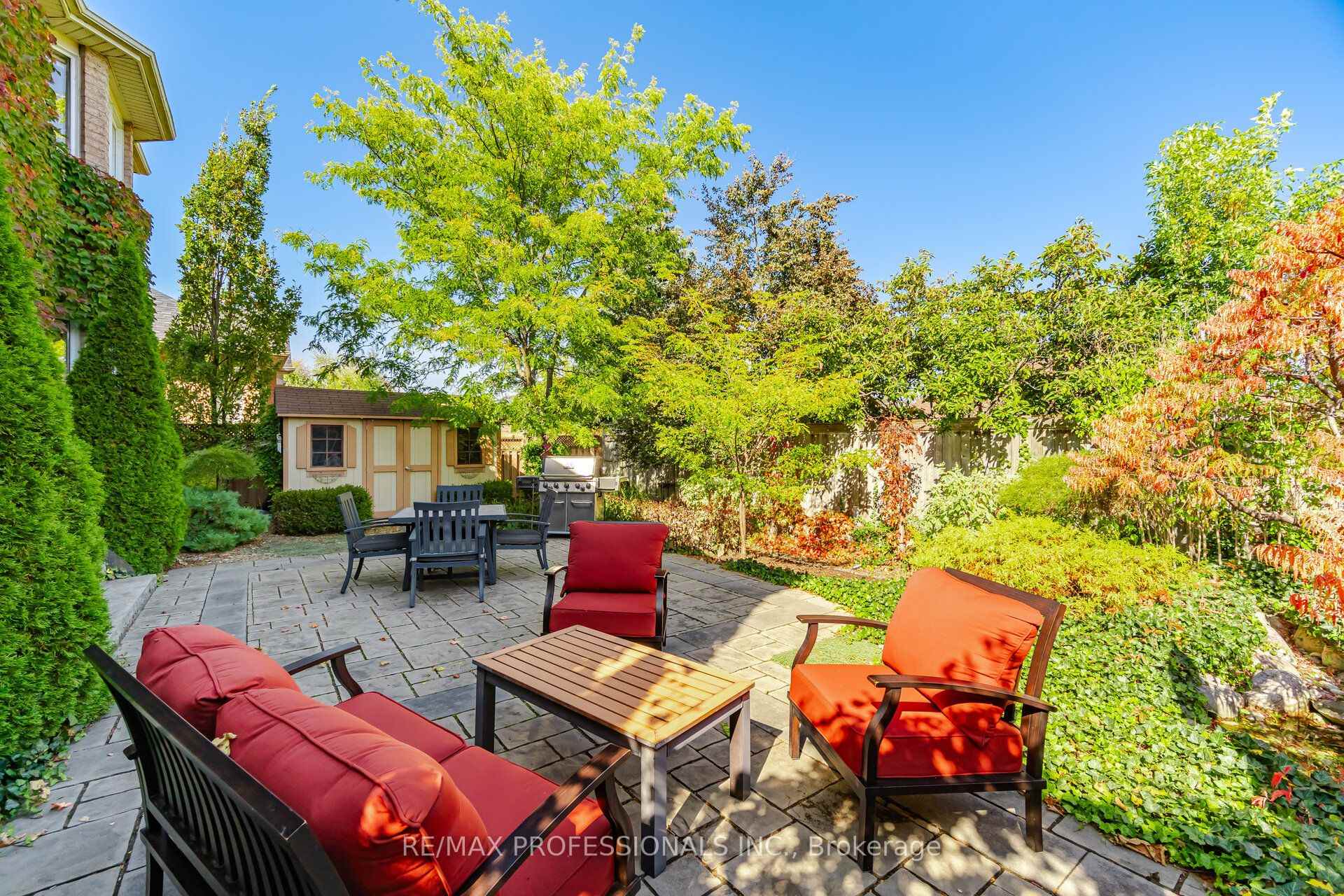 Photo 48 of 13 Dokkum Crescent, Brampton, Snelgrove — HOMEH