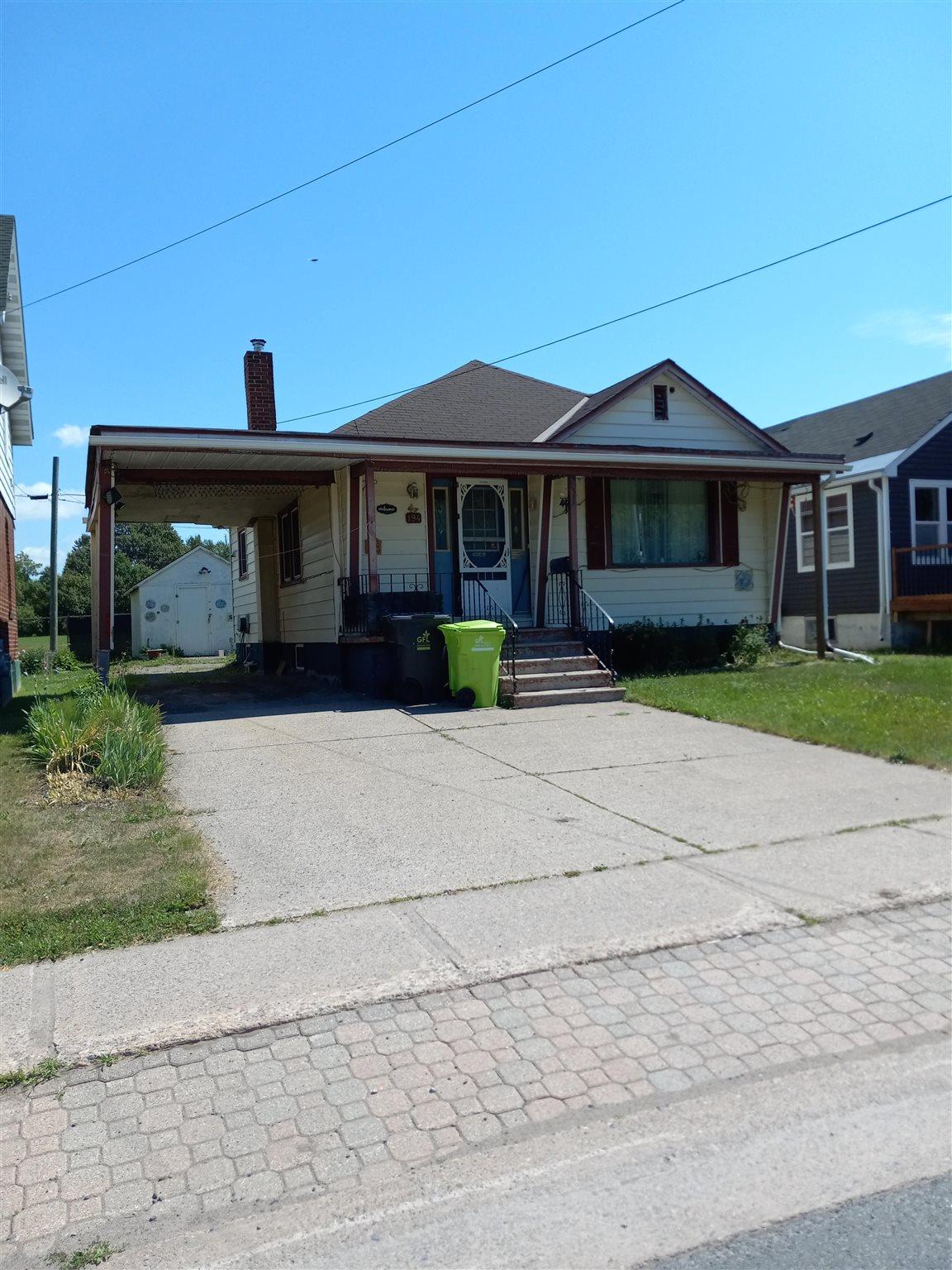 Photo 1 of 194 Wellington Street E, Sault Ste Marie, Ward 2 — HOMEH