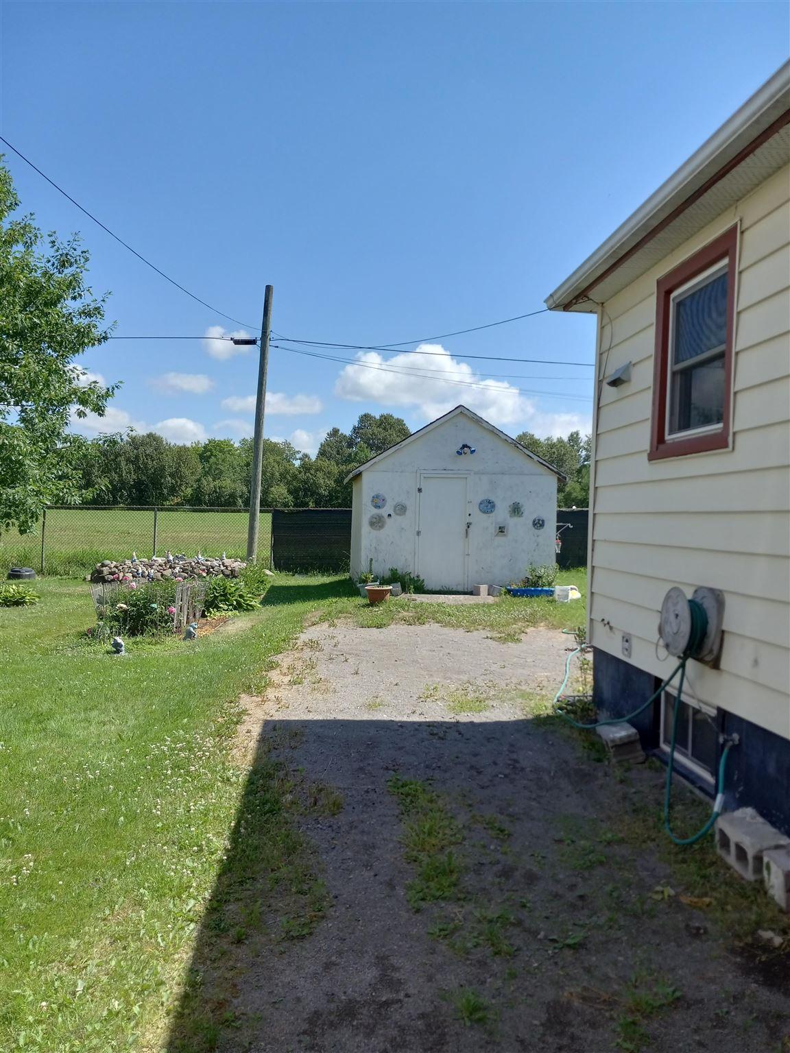 Photo 3 of 194 Wellington Street E, Sault Ste Marie, Ward 2 — HOMEH