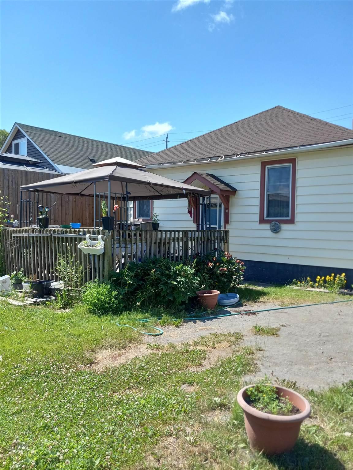 Photo 5 of 194 Wellington Street E, Sault Ste Marie, Ward 2 — HOMEH