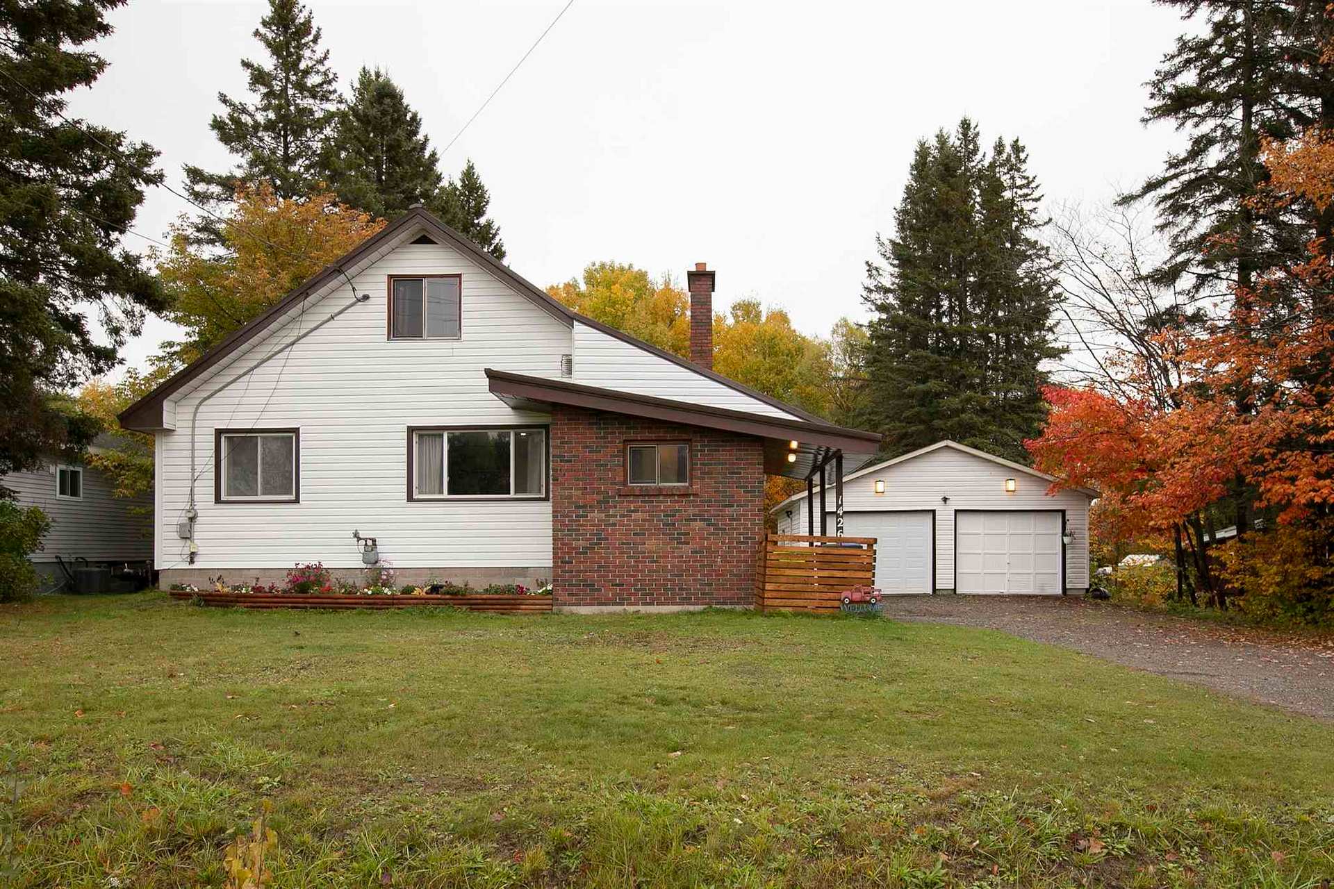 Photo 11 of 1426 Peoples Road, Sault Ste Marie, Ward 3 — HOMEH