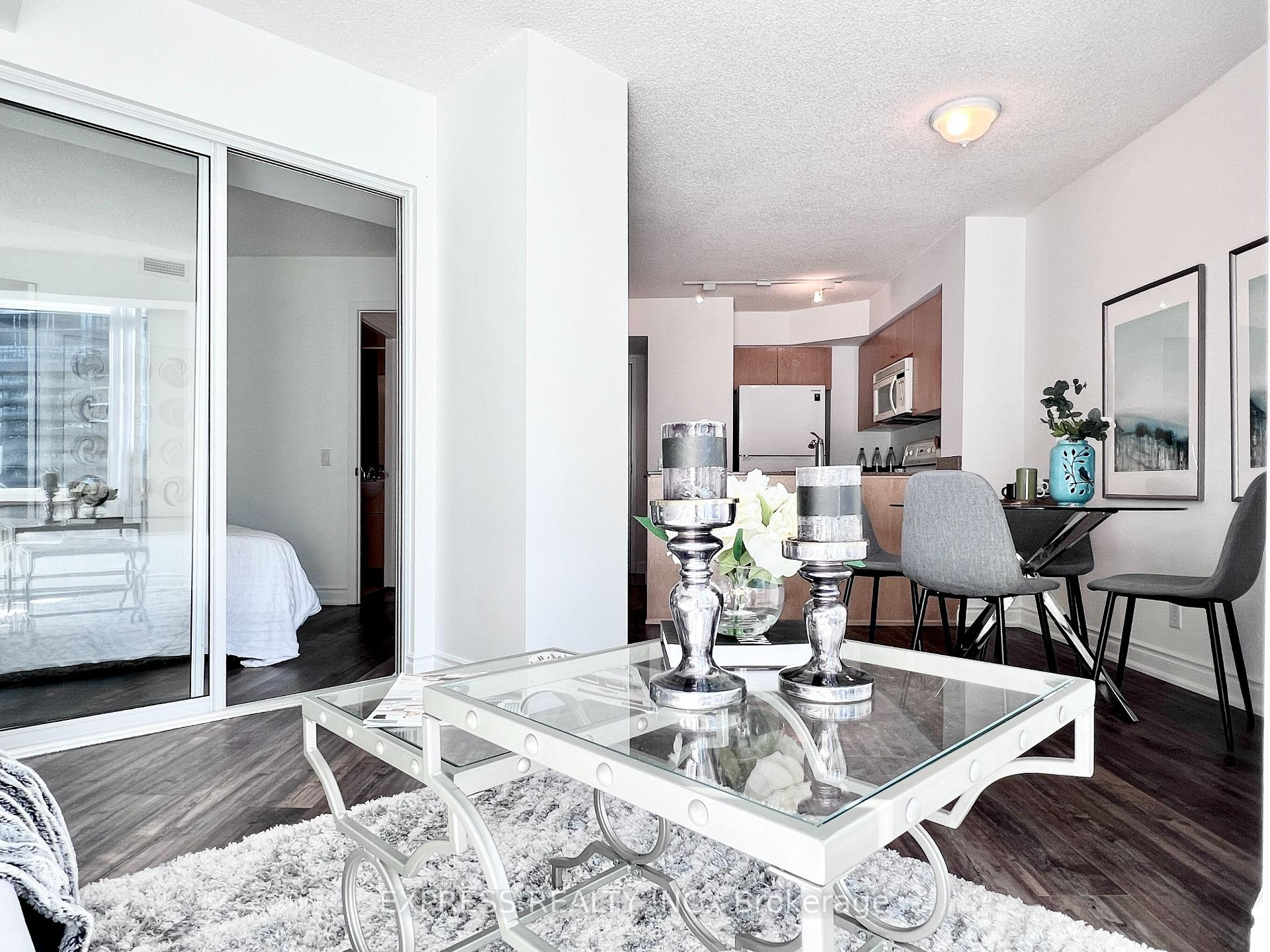 Photo 7 of Unit 512, 361 Front Street W, Toronto, Waterfront Communities — HOMEH