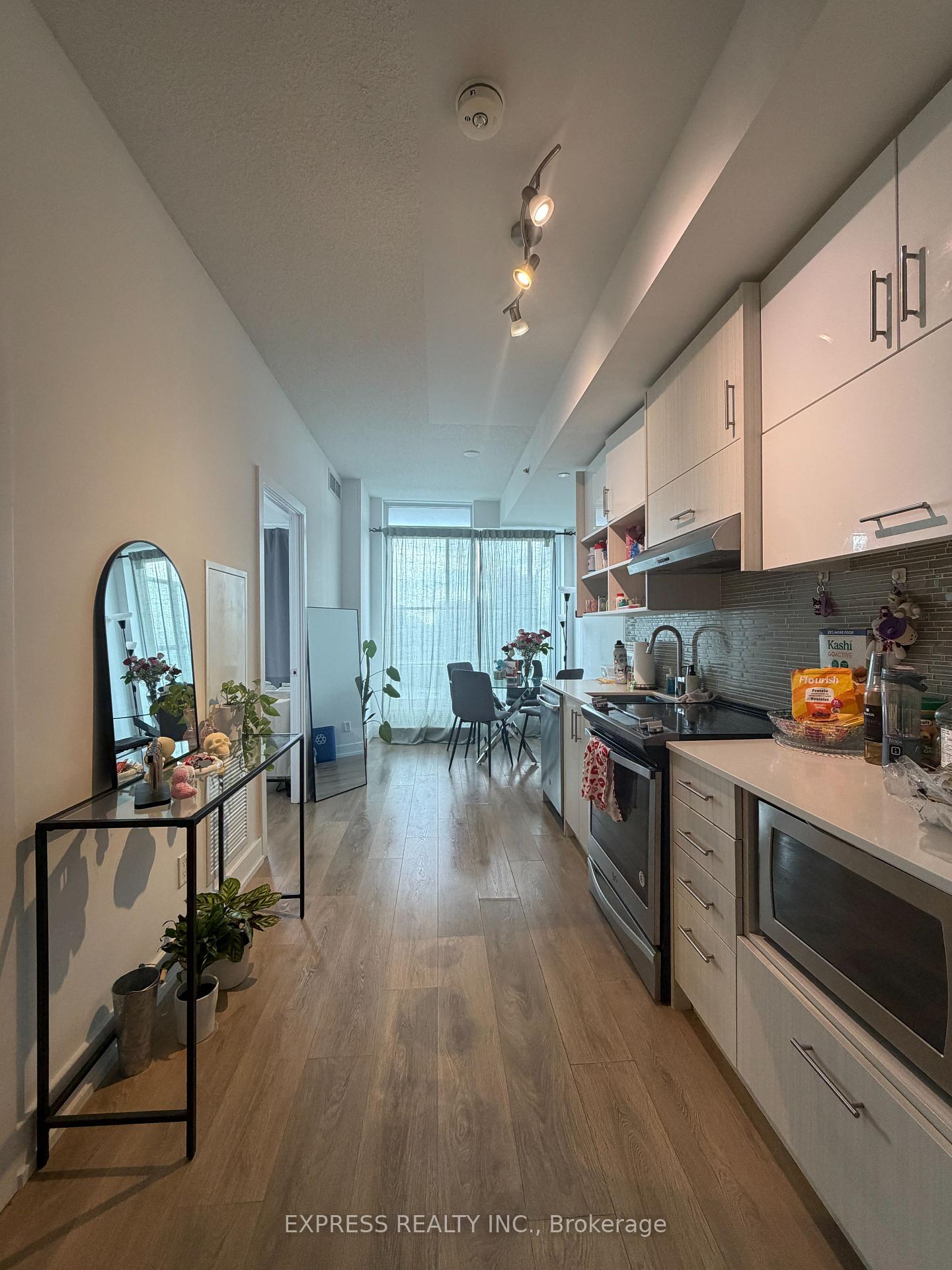 Photo 17 of Unit 512, 361 Front Street W, Toronto, Waterfront Communities — HOMEH