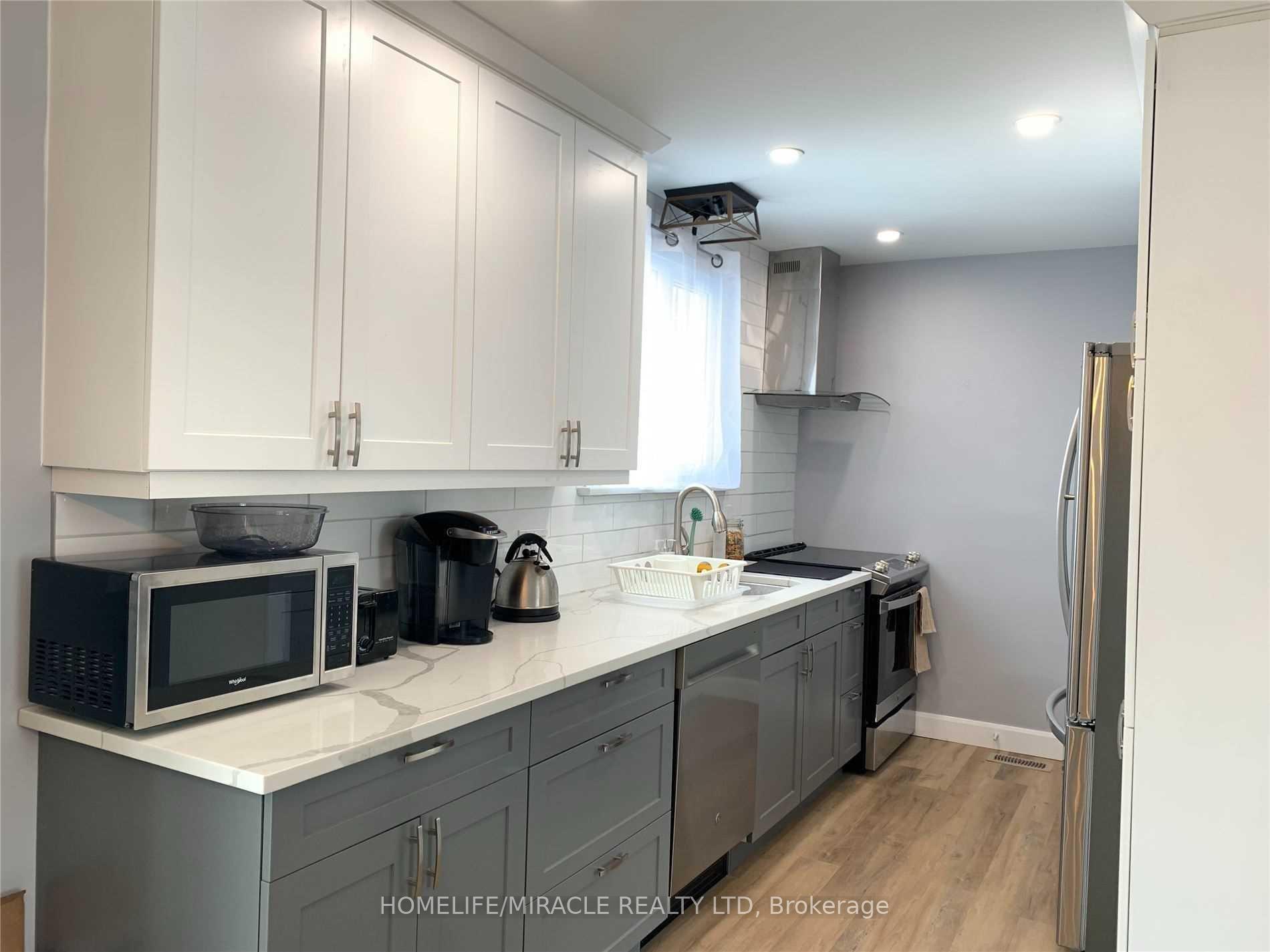 Photo 7 of 5644 Hanan Avenue, Niagara Falls, Hospital — HOMEH