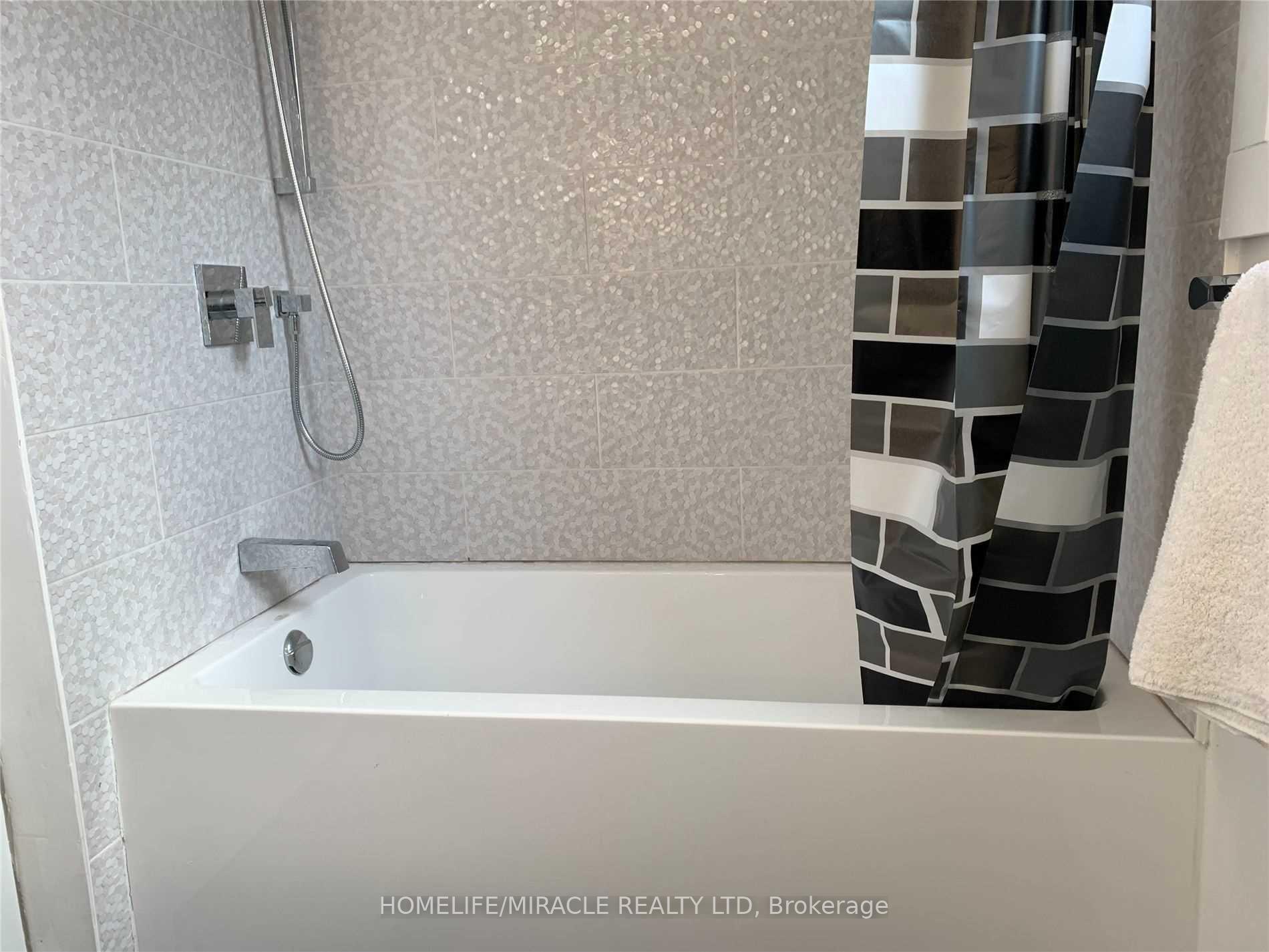 Photo 12 of 5644 Hanan Avenue, Niagara Falls, Hospital — HOMEH