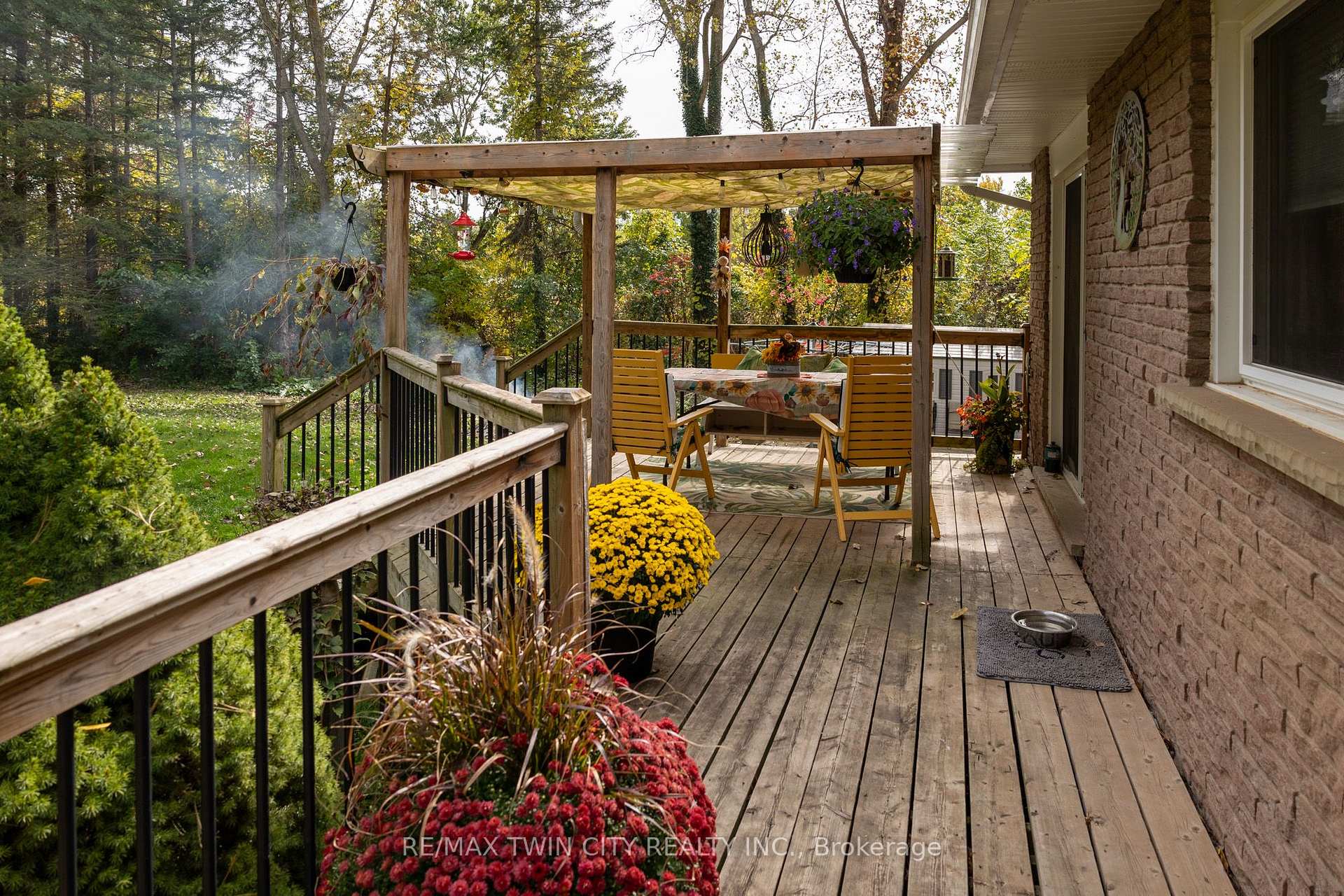 Photo 22 of 84 Etonia Road, Brant, Burford — HOMEH