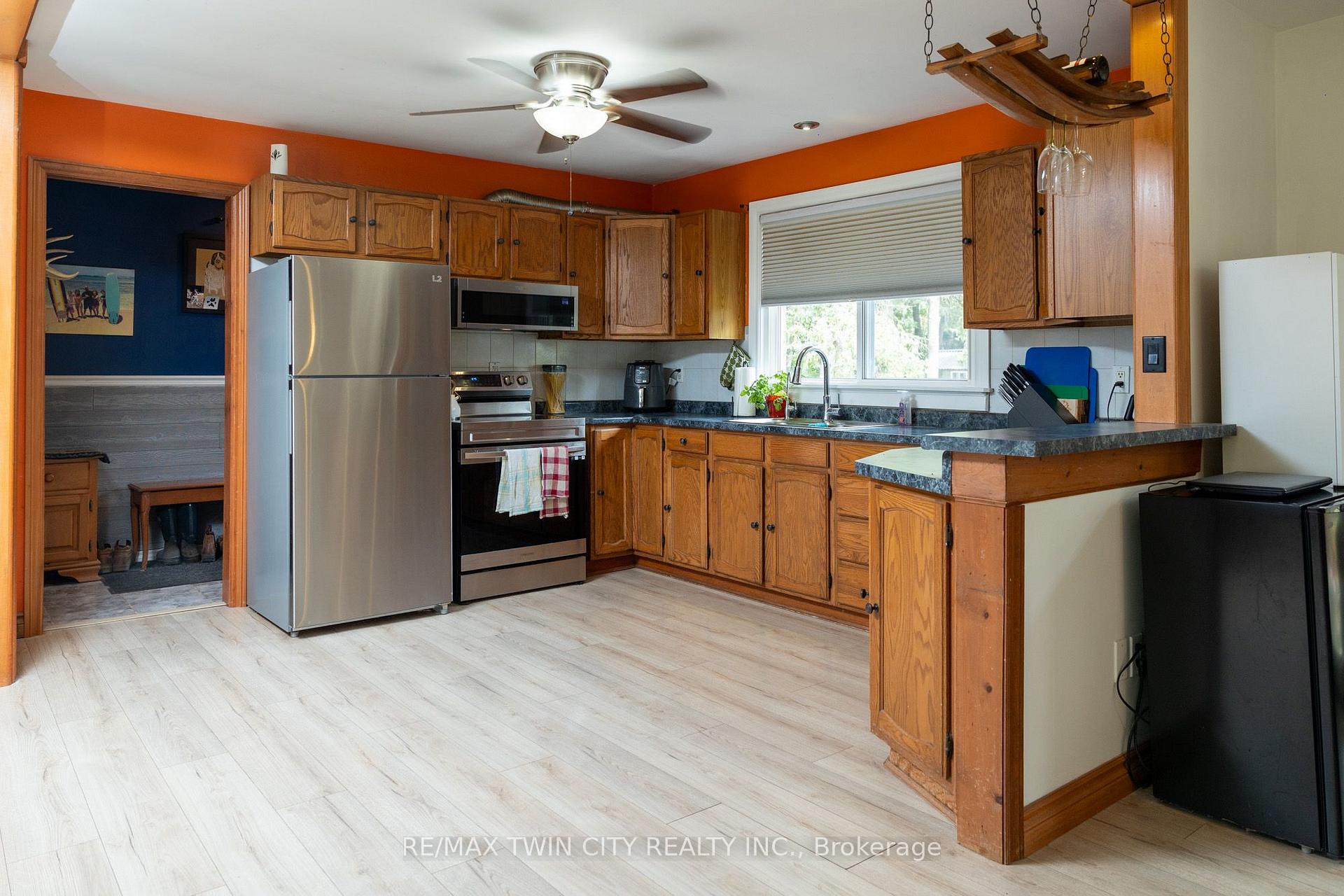Photo 25 of 84 Etonia Road, Brant, Burford — HOMEH