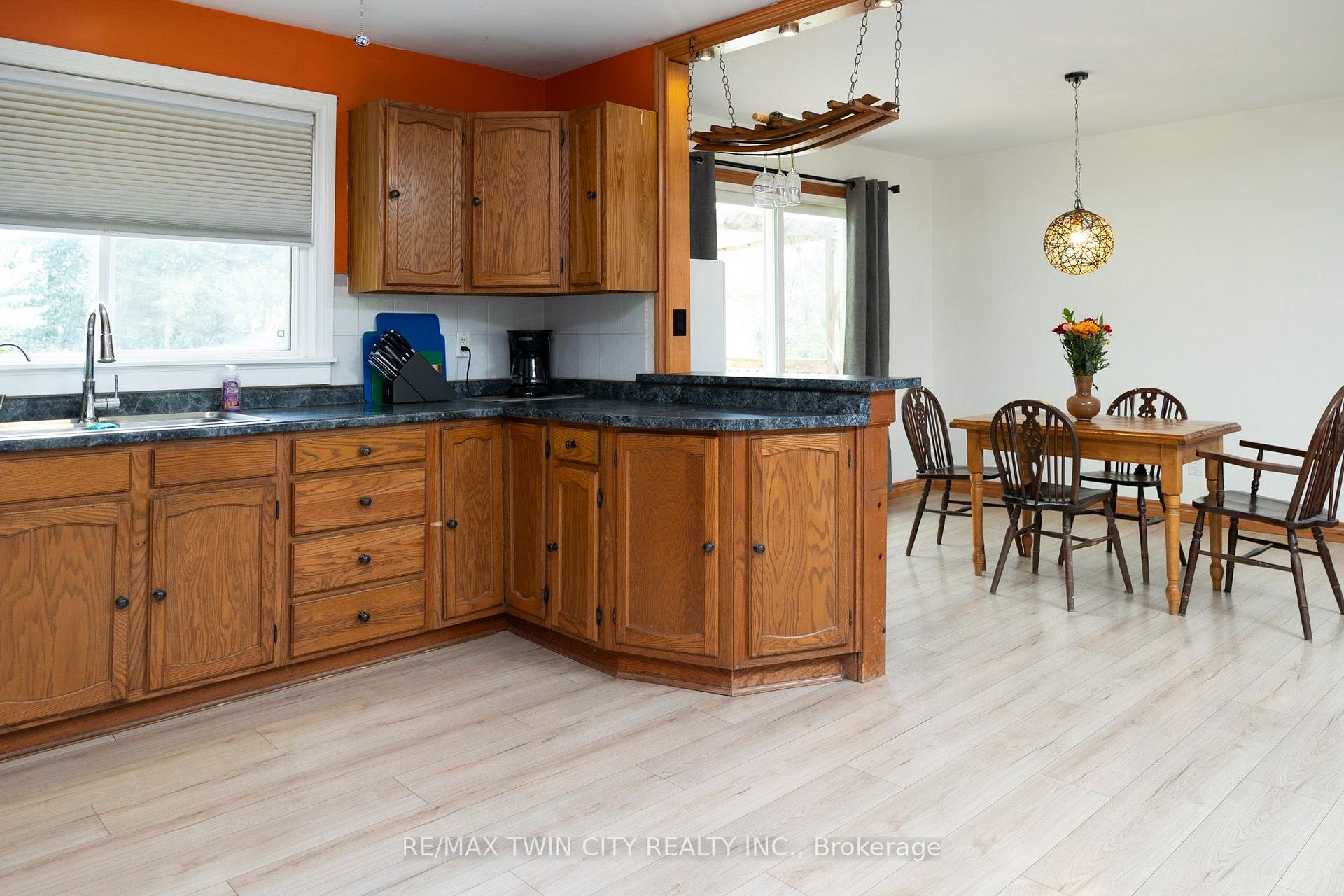 Photo 26 of 84 Etonia Road, Brant, Burford — HOMEH