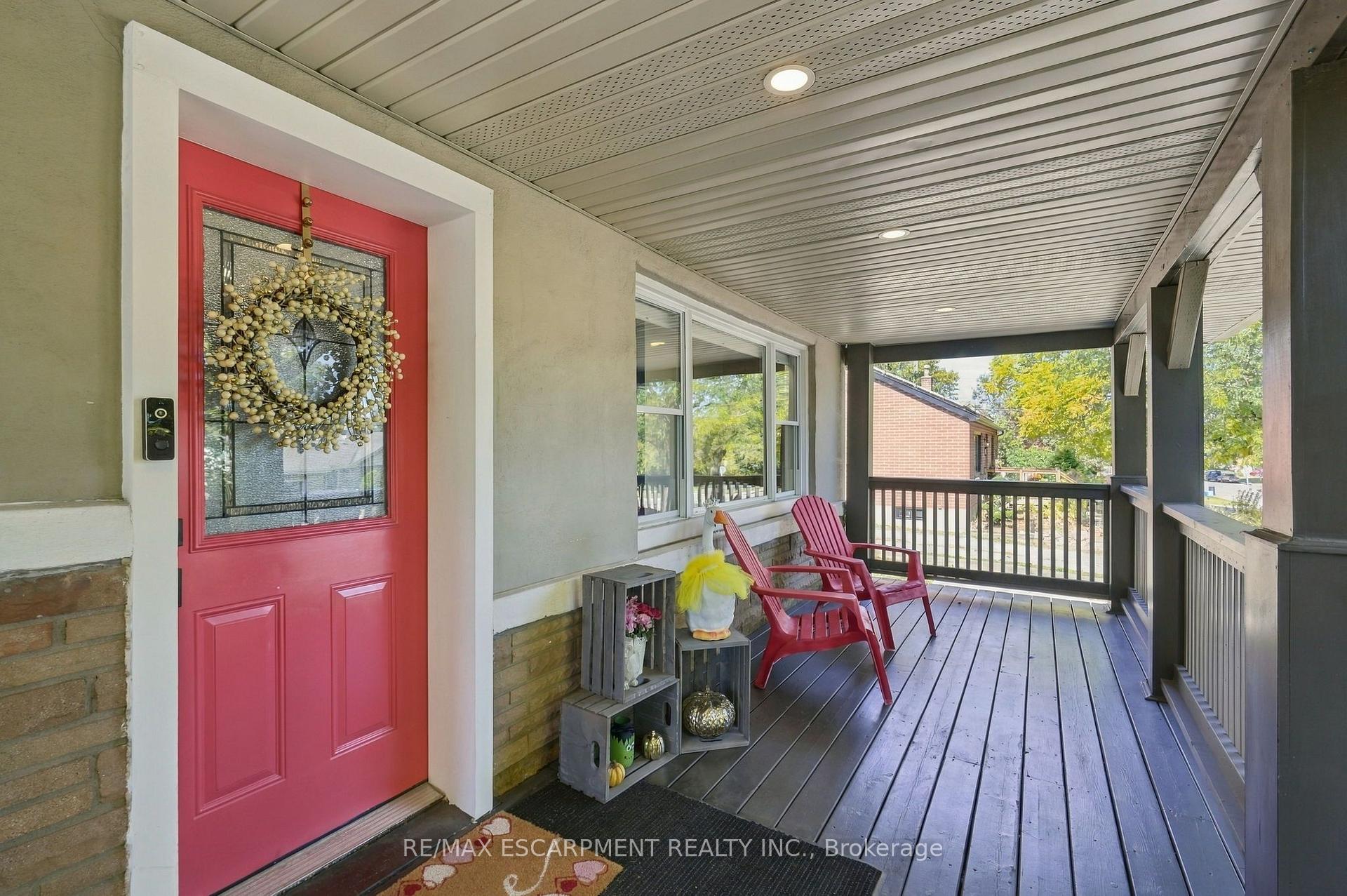 Photo 4 of 346 Hawkridge Avenue, Hamilton, Yeoville — HOMEH