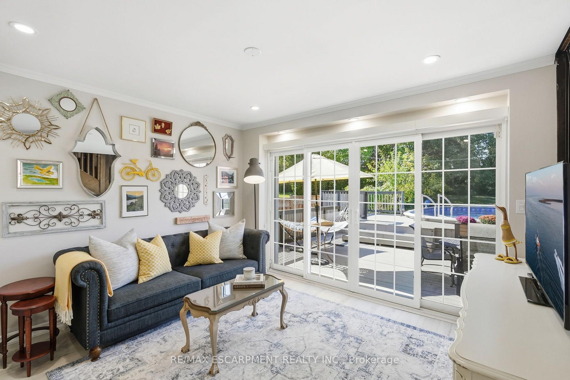 Photo 16 of 346 Hawkridge Avenue, Hamilton, Yeoville — HOMEH