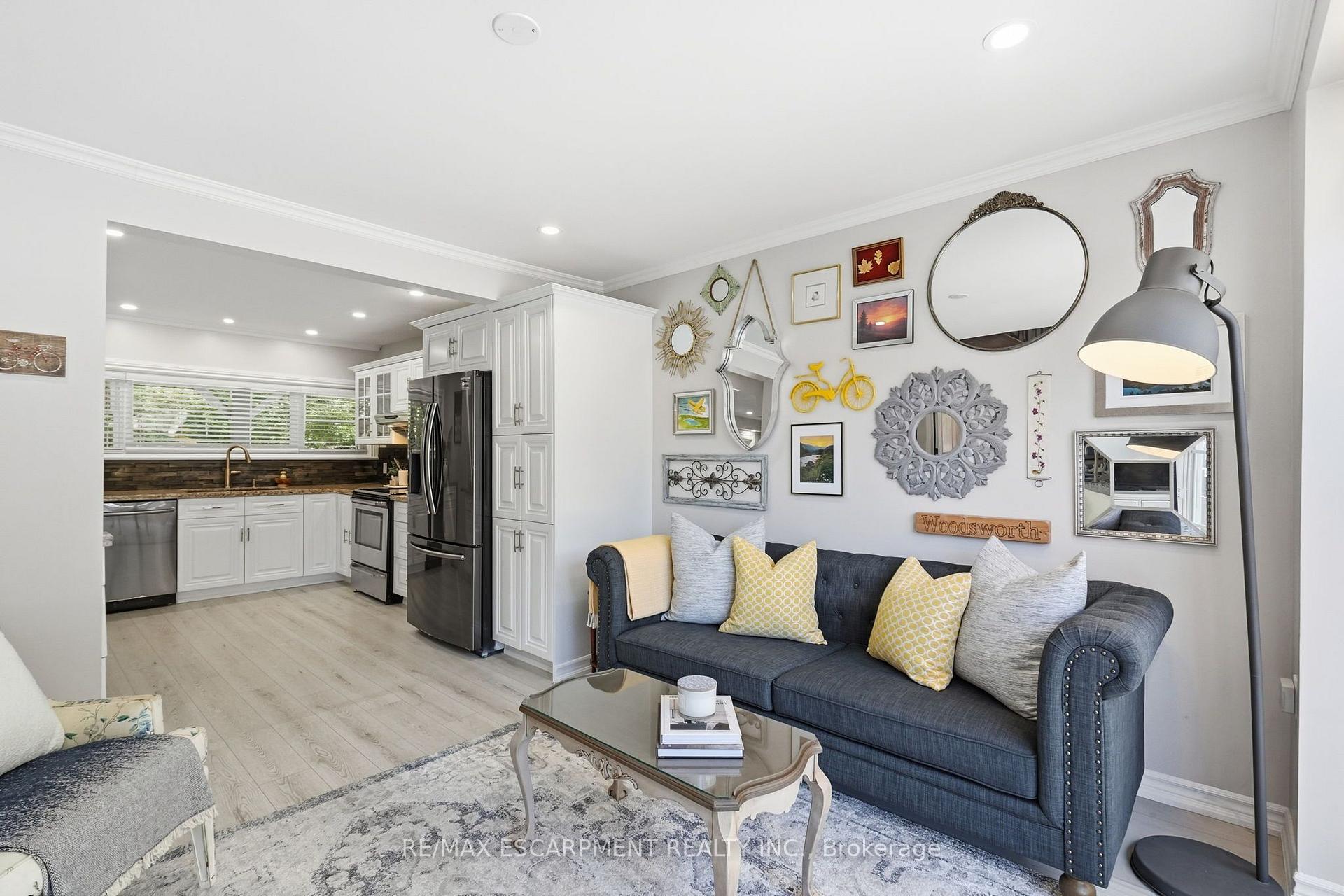 Photo 20 of 346 Hawkridge Avenue, Hamilton, Yeoville — HOMEH