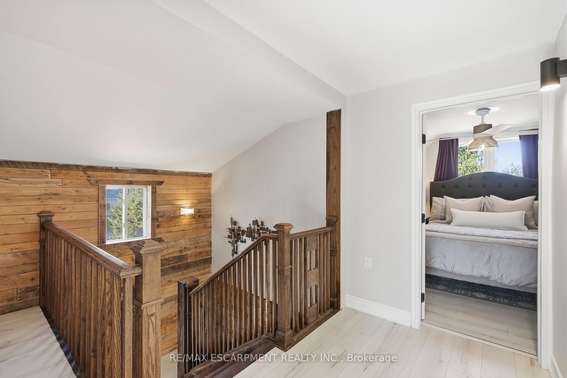Photo 28 of 346 Hawkridge Avenue, Hamilton, Yeoville — HOMEH