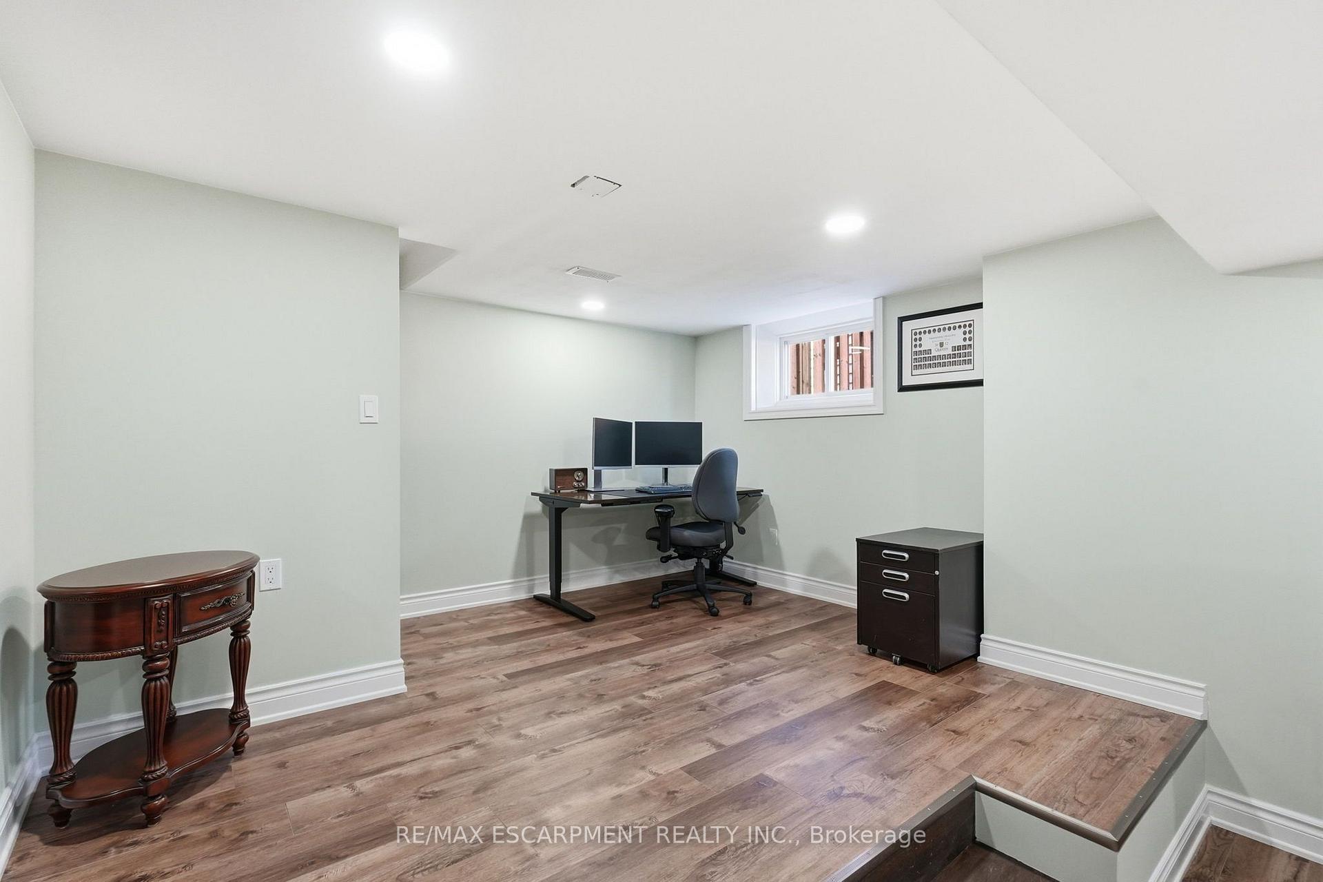 Photo 38 of 346 Hawkridge Avenue, Hamilton, Yeoville — HOMEH