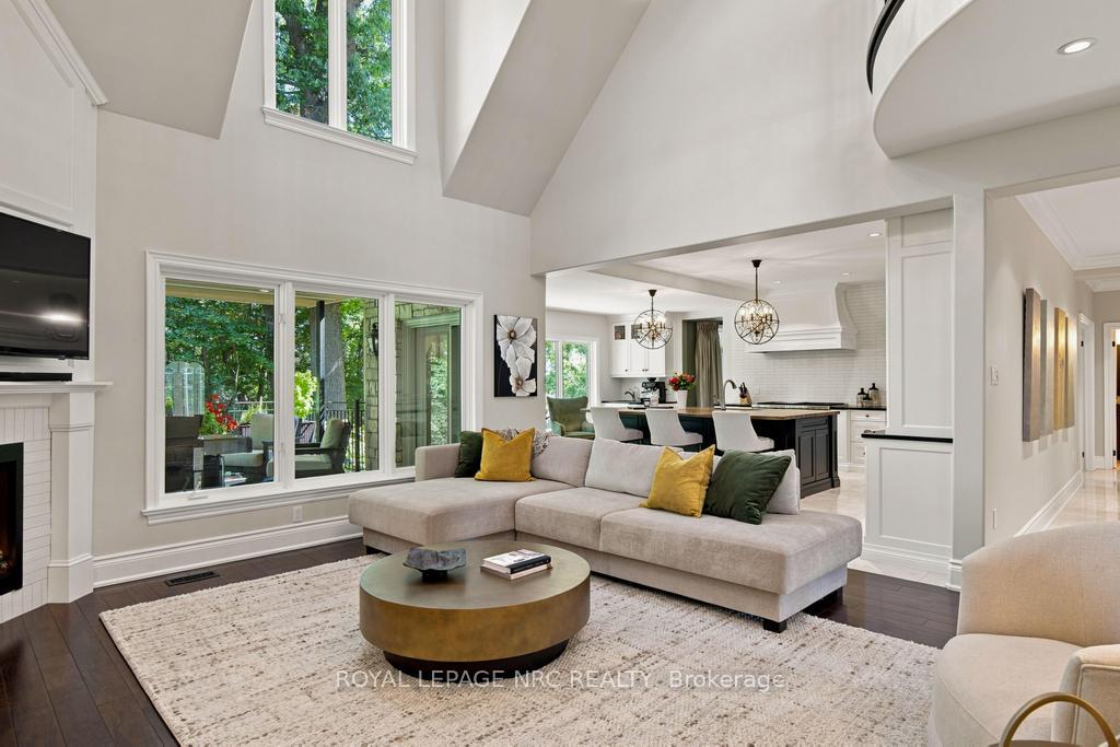 Photo 8 of 6399 Pinestone Road, Niagara Falls, Stamford — HOMEH