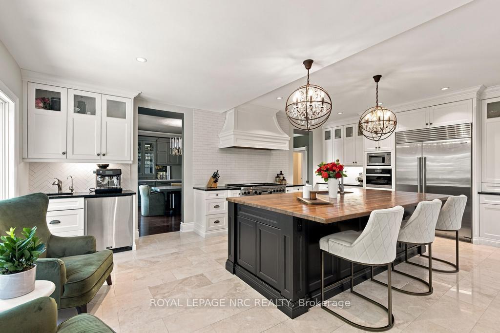 Photo 10 of 6399 Pinestone Road, Niagara Falls, Stamford — HOMEH