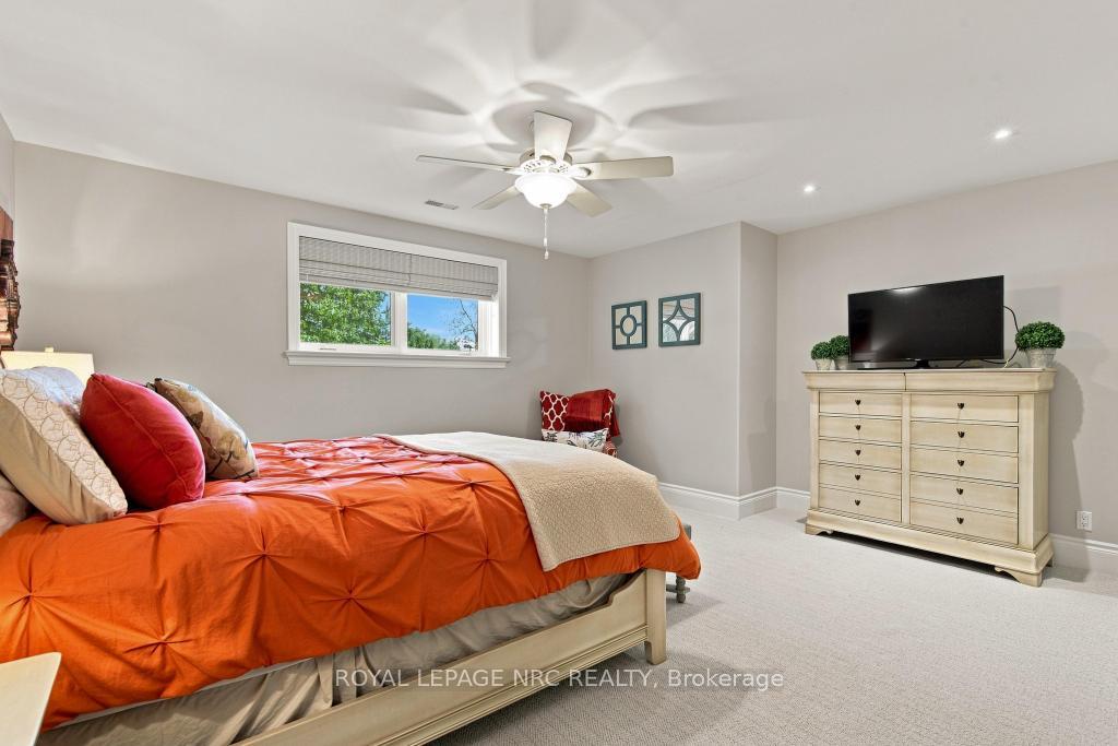 Photo 38 of 6399 Pinestone Road, Niagara Falls, Stamford — HOMEH