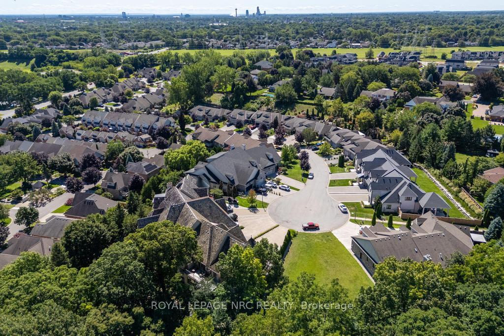 Photo 43 of 6399 Pinestone Road, Niagara Falls, Stamford — HOMEH