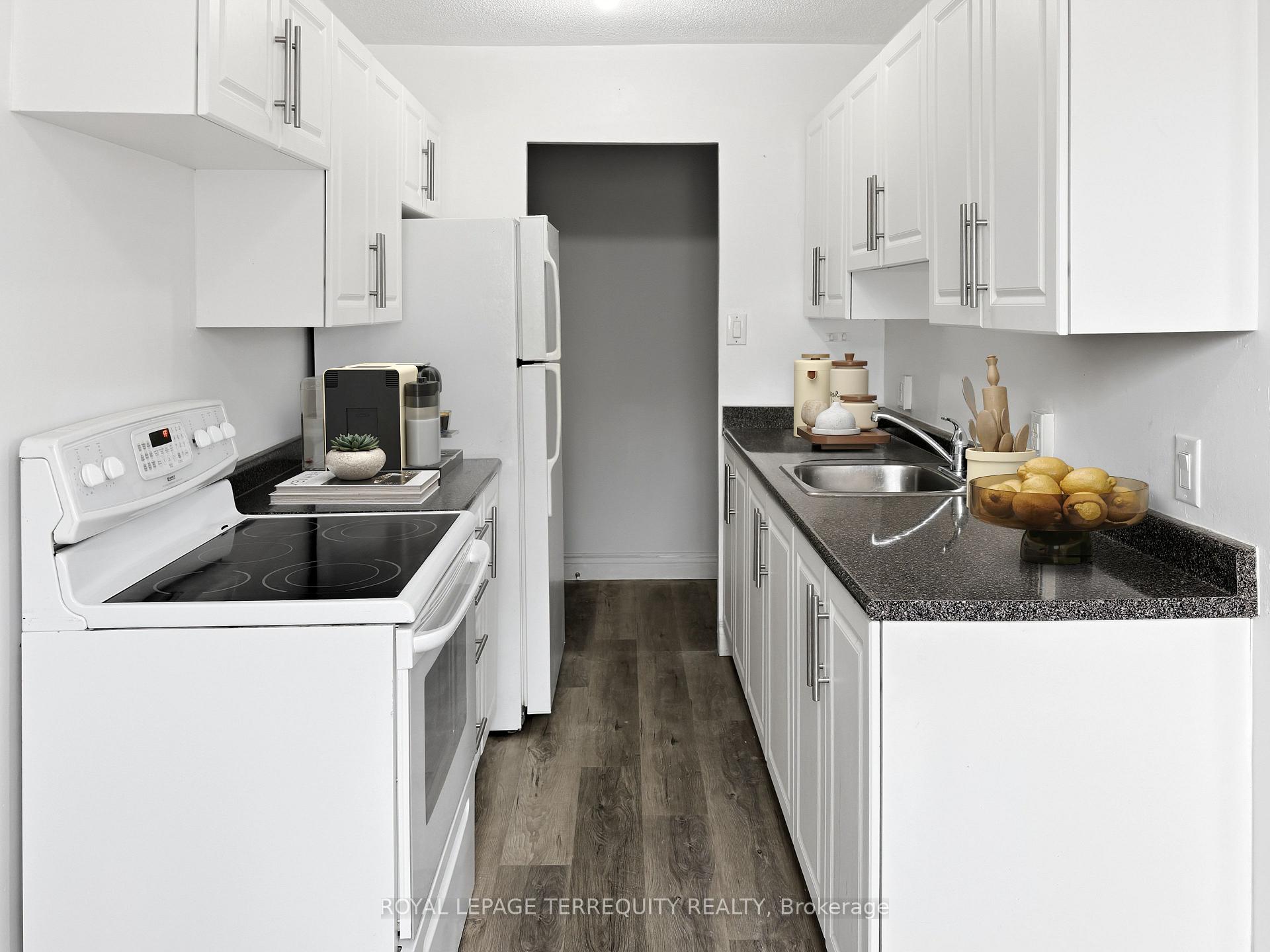 Photo 8 of Unit 101, 200 Park Road N, Oshawa, McLaughlin — HOMEH