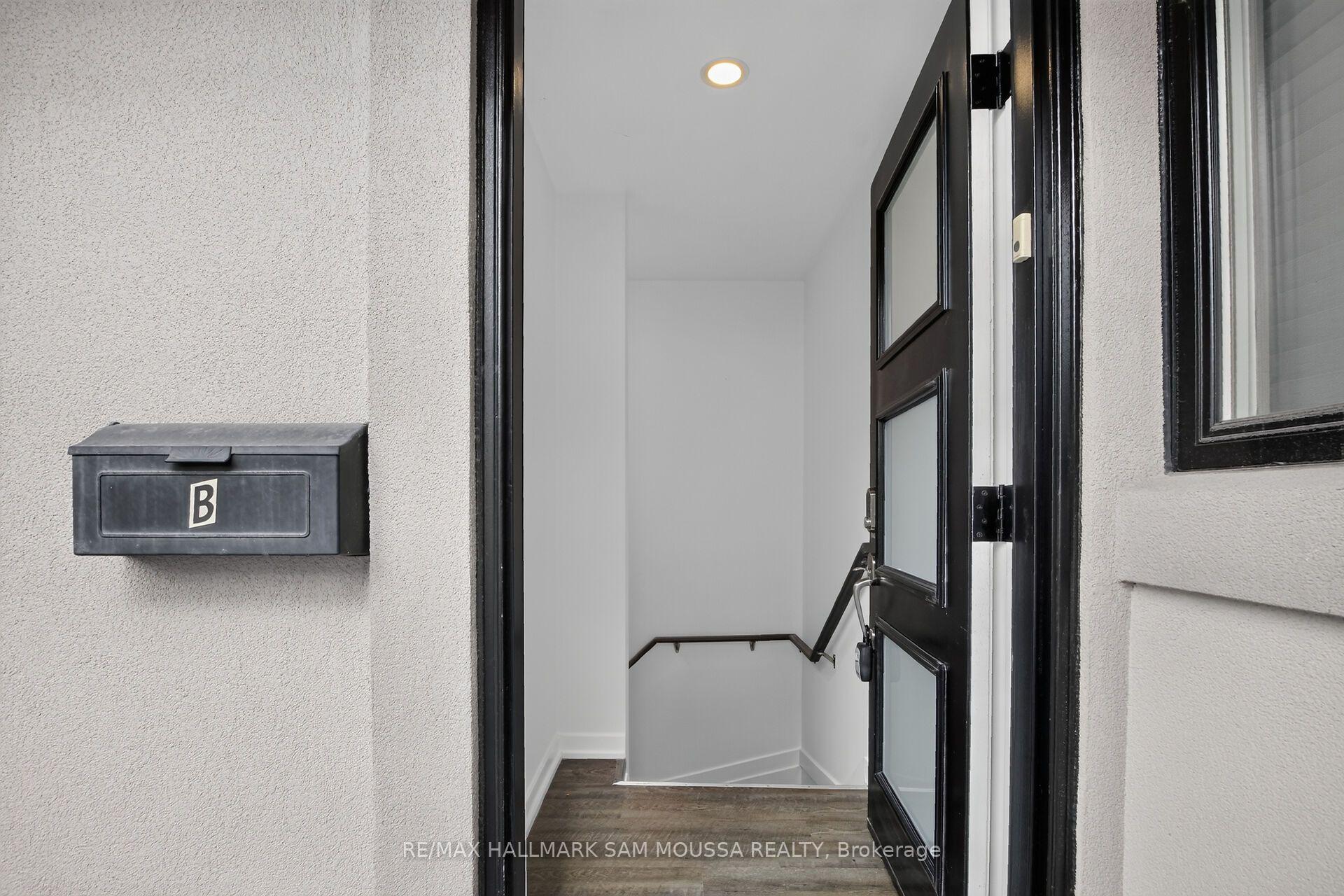 Photo 4 of 971B Blythdale Road, Ottawa, McKellar Heights/Glabar Park — HOMEH