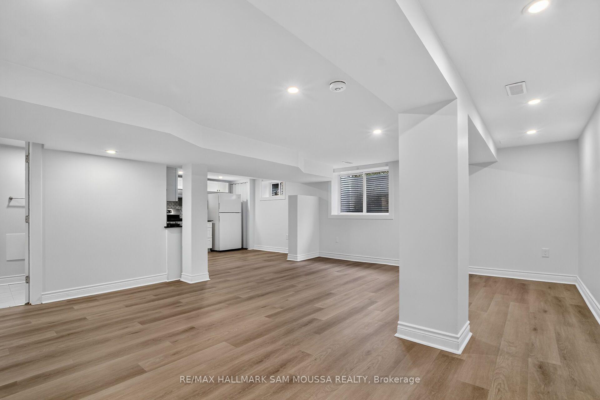 Photo 10 of 971B Blythdale Road, Ottawa, McKellar Heights/Glabar Park — HOMEH