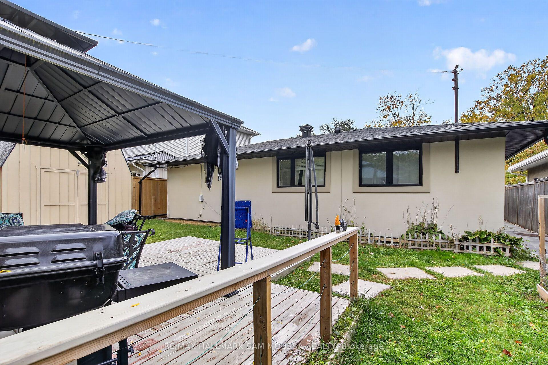 Photo 27 of 971B Blythdale Road, Ottawa, McKellar Heights/Glabar Park — HOMEH