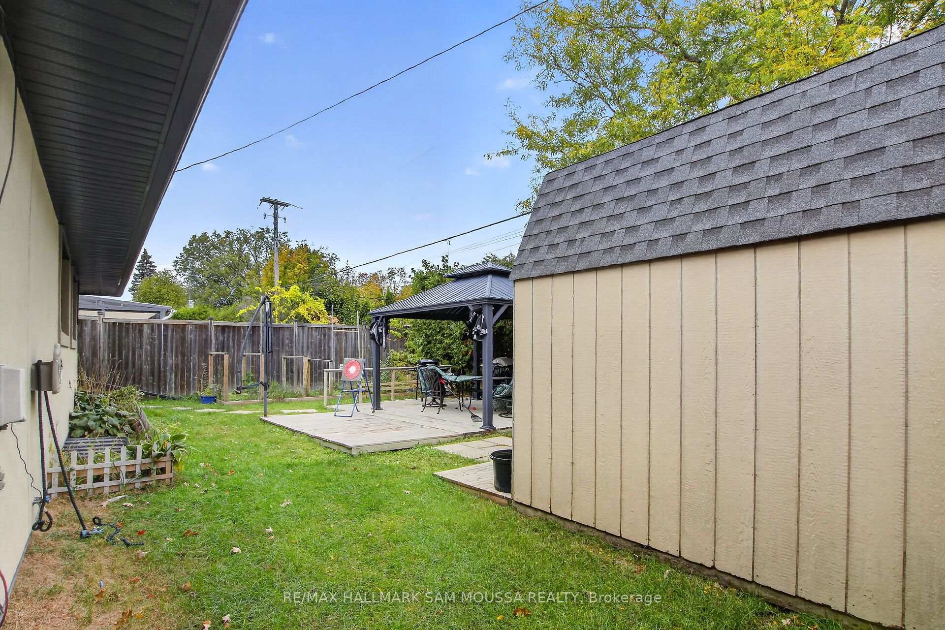 Photo 29 of 971B Blythdale Road, Ottawa, McKellar Heights/Glabar Park — HOMEH