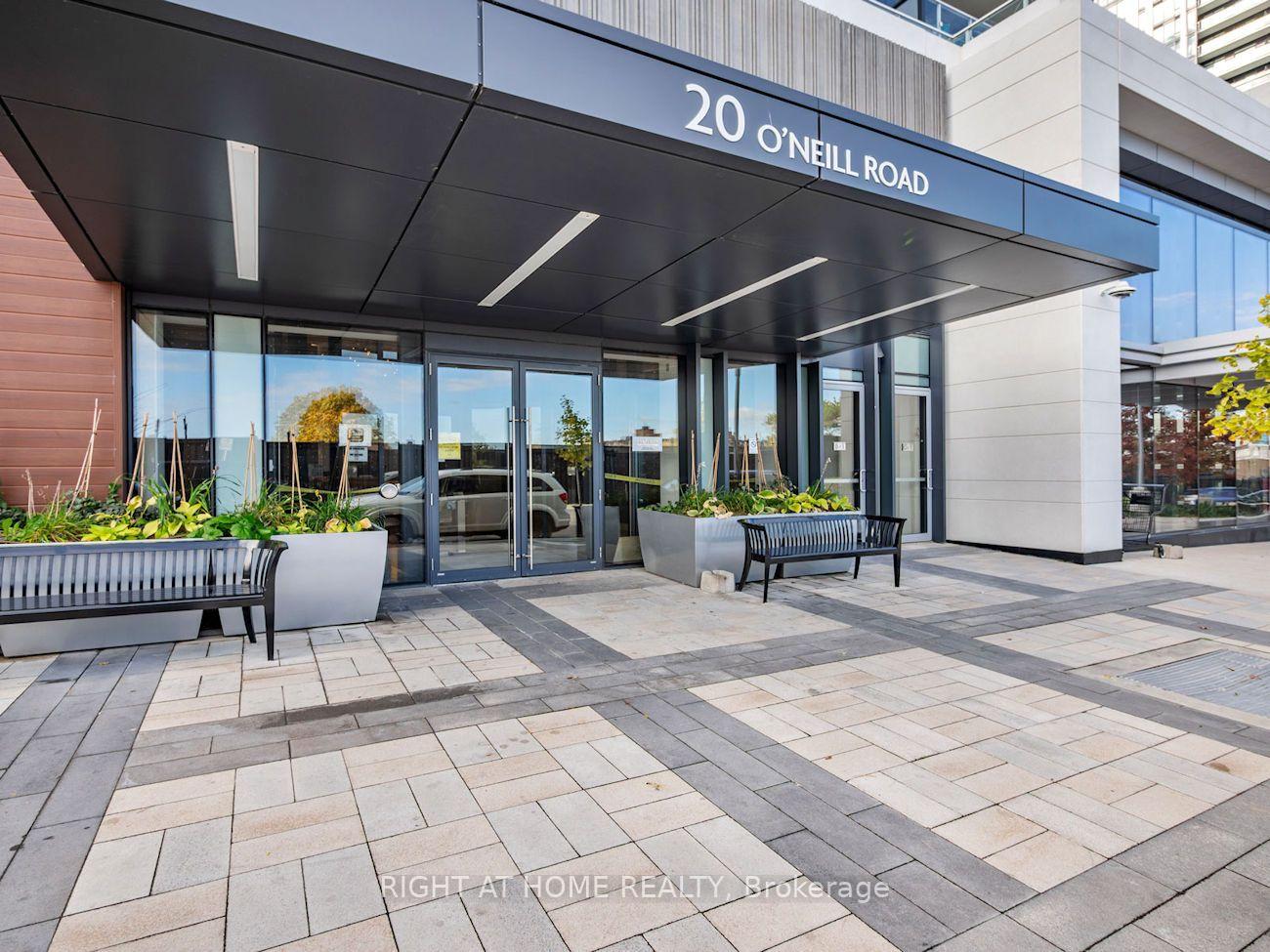 Photo 3 of 20 O'Neill Road, North York, Banbury-Don Mills — HOMEH