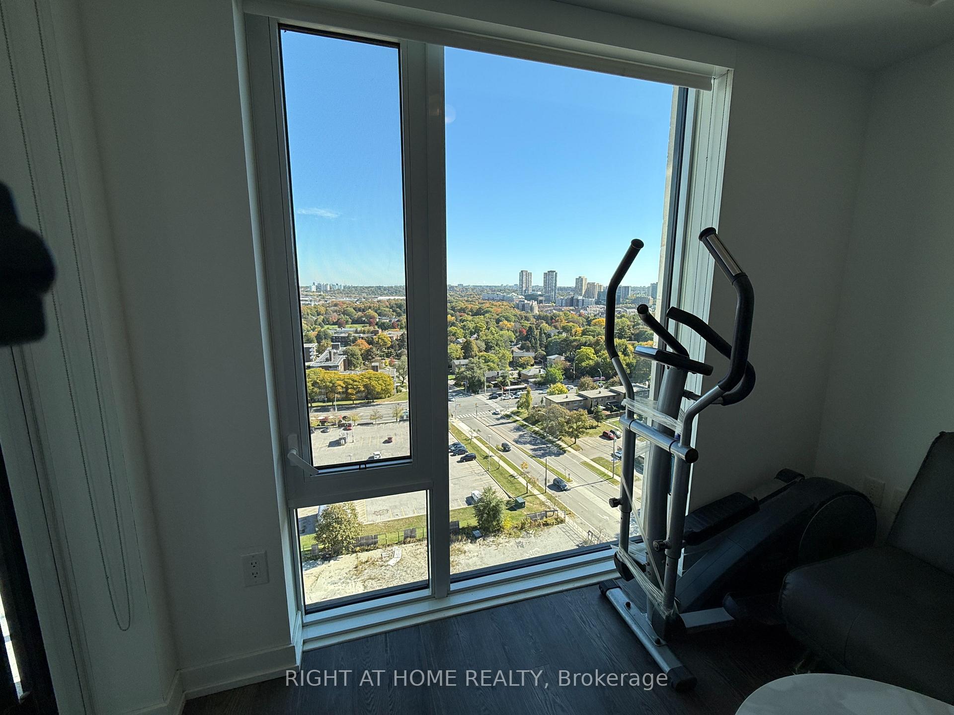 Photo 11 of 20 O'Neill Road, North York, Banbury-Don Mills — HOMEH