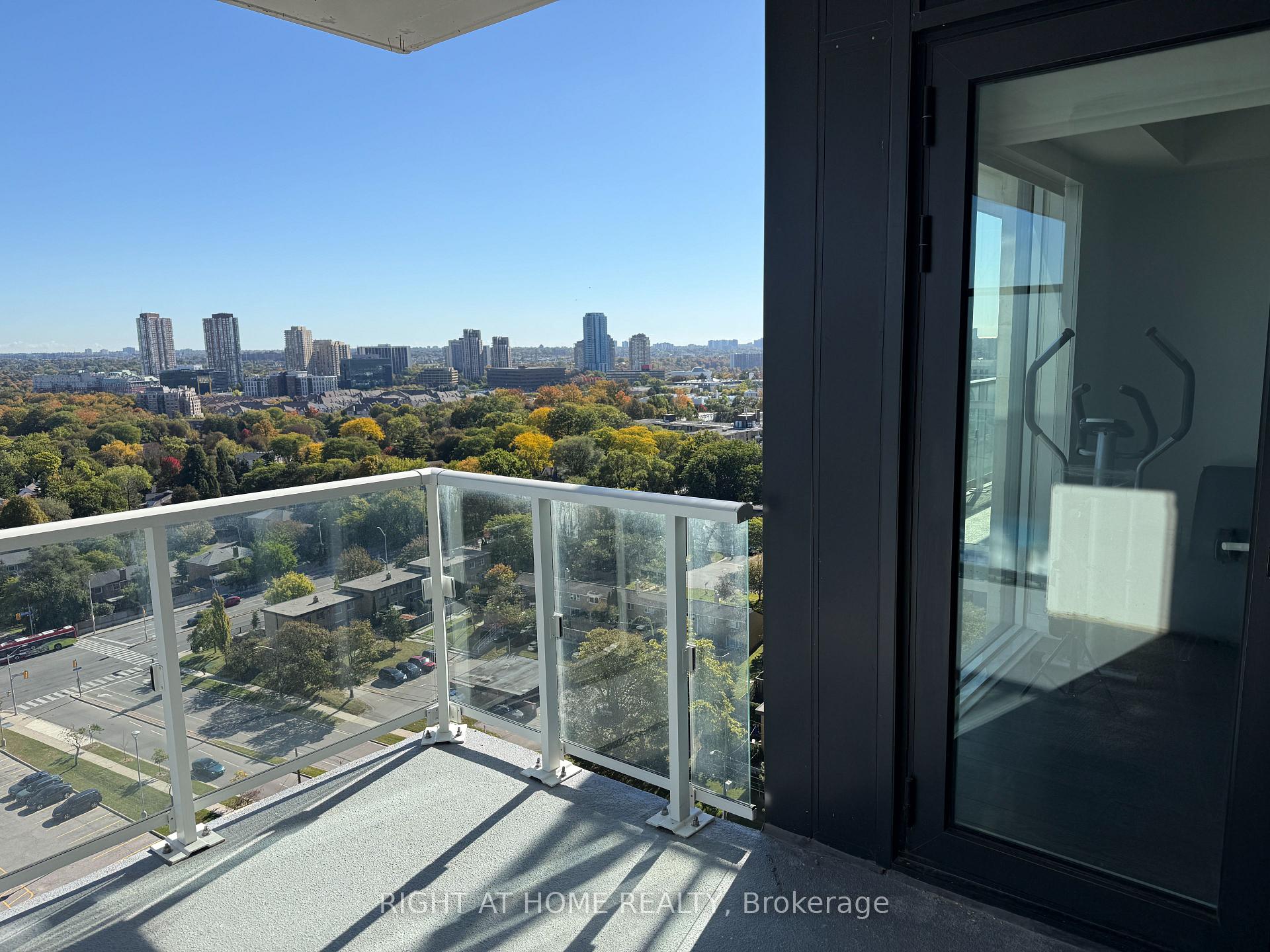 Photo 13 of 20 O'Neill Road, North York, Banbury-Don Mills — HOMEH