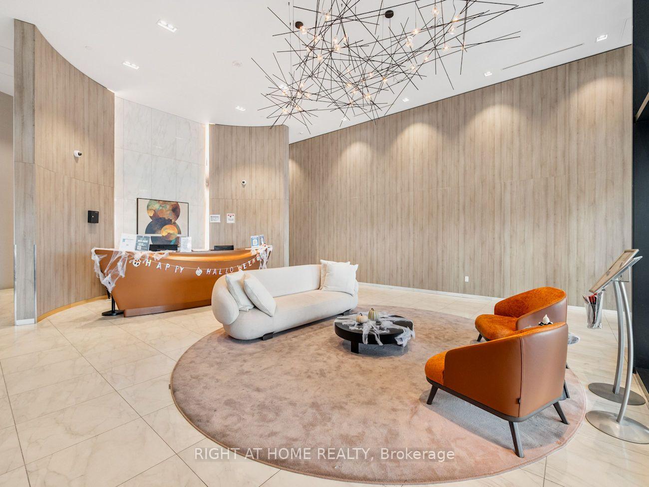 Photo 16 of 20 O'Neill Road, North York, Banbury-Don Mills — HOMEH