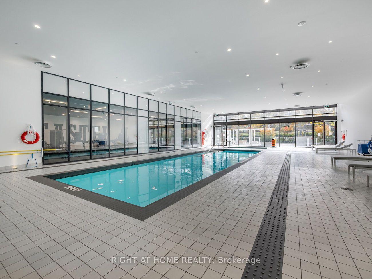 Photo 18 of 20 O'Neill Road, North York, Banbury-Don Mills — HOMEH